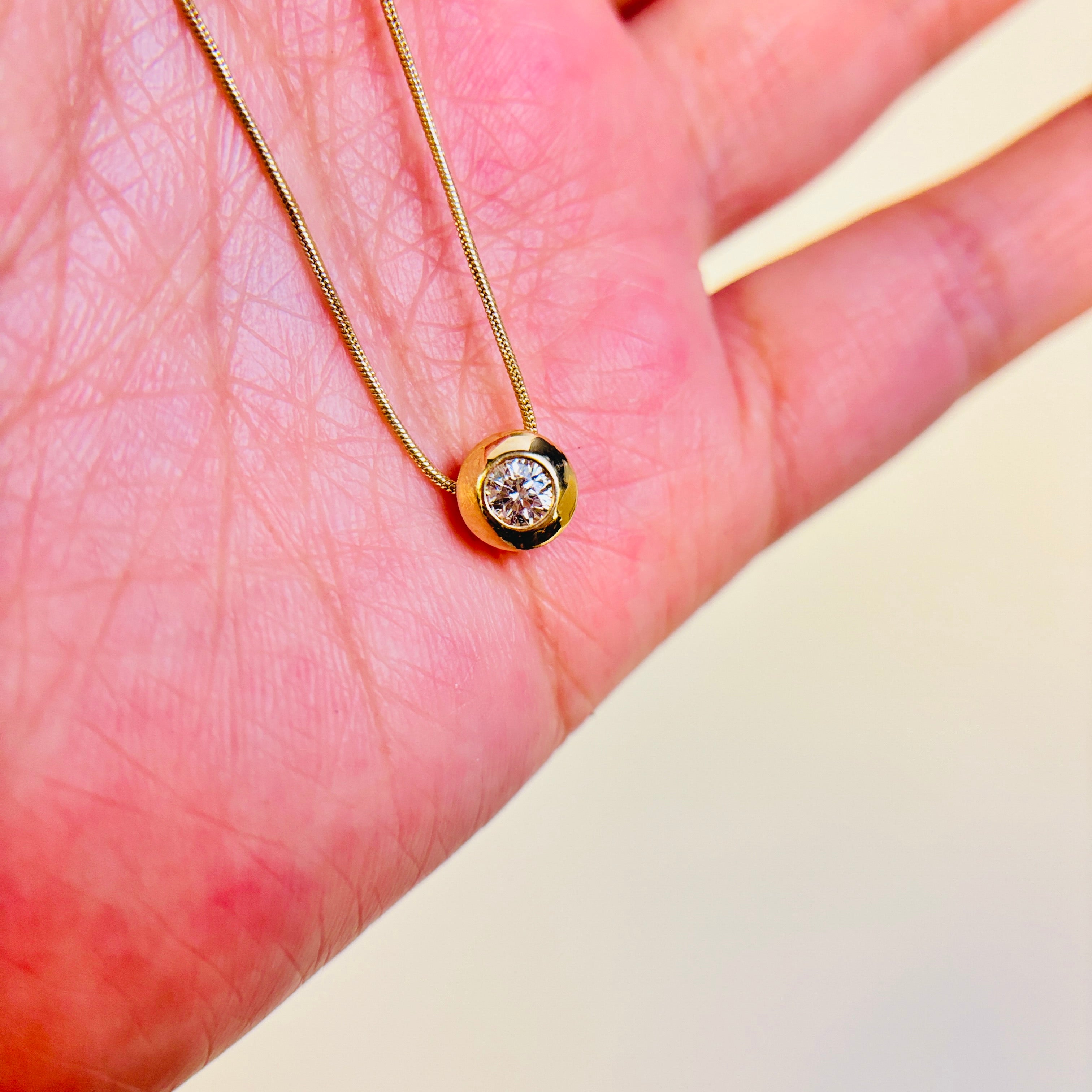 10k Yellow Gold Diamond Bezel Pendant Necklace | 0.28ctw | 20"