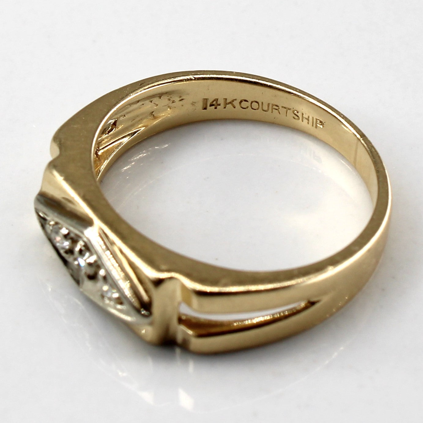 Diamond Open Shank Gold Ring | 0.06ctw | SZ 5.75 |