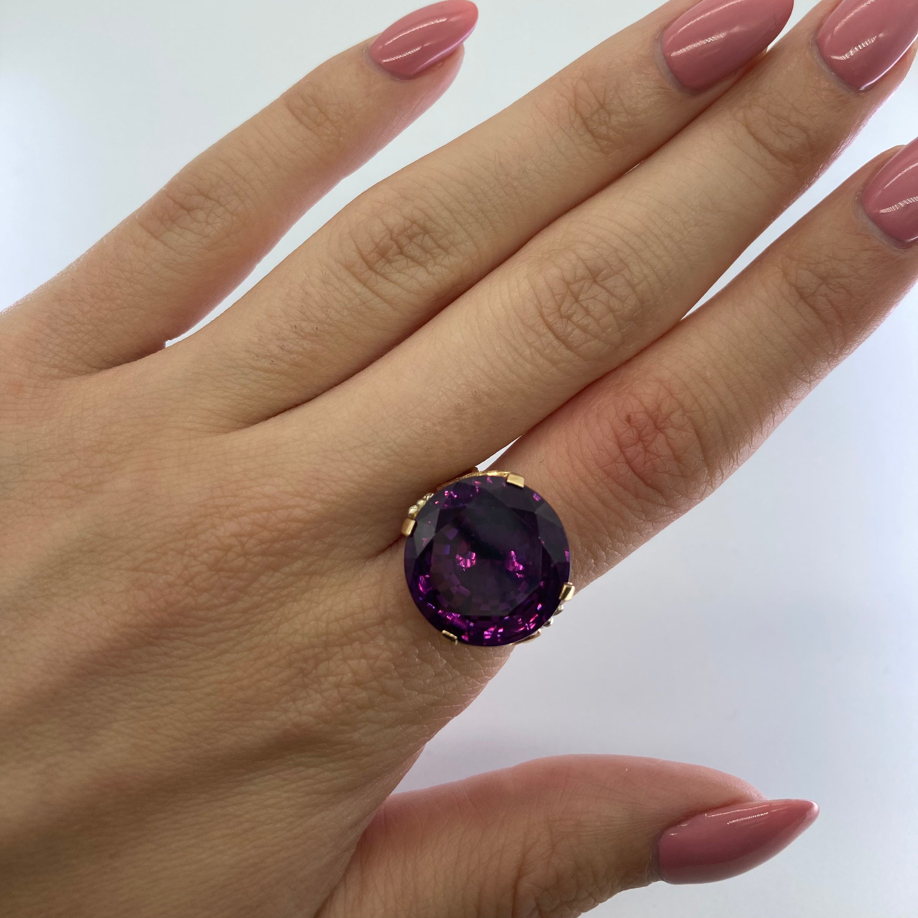 Birks' Retro Synthetic Purple Sapphire Cocktail Ring | 13.50ct | SZ 8.25 |