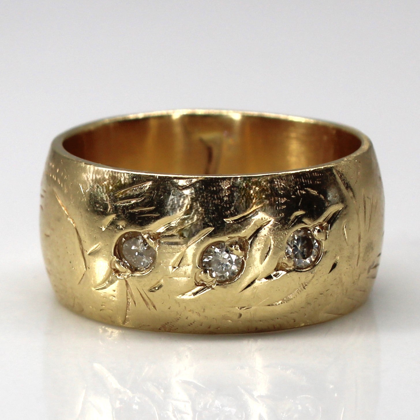 Flush Set Diamond Band | 0.12ctw | SZ 6 |