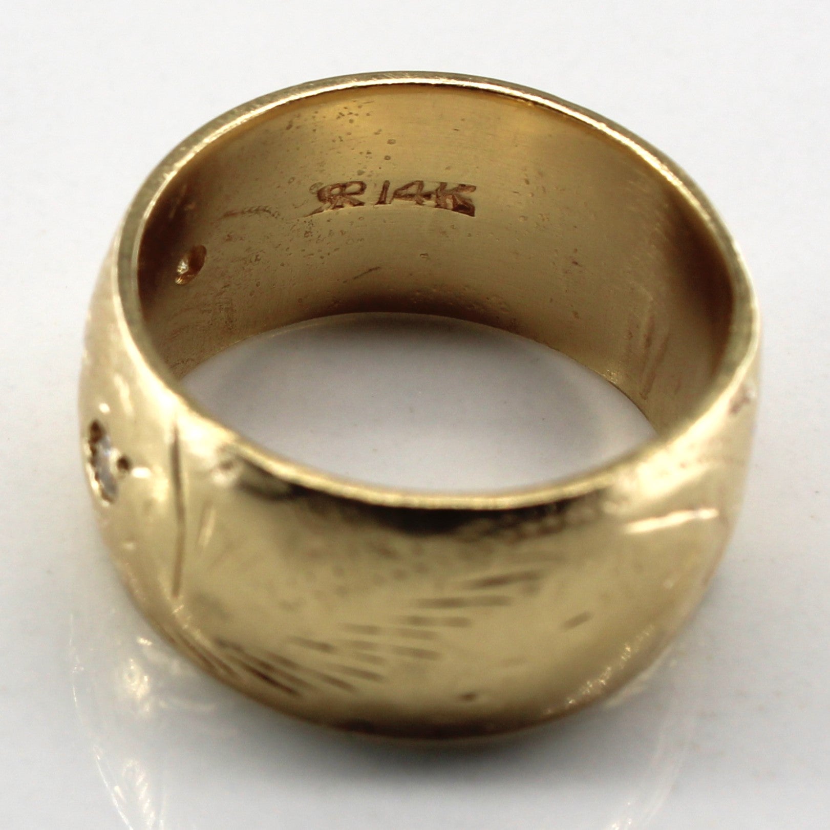 Flush Set Diamond Band | 0.12ctw | SZ 6 |
