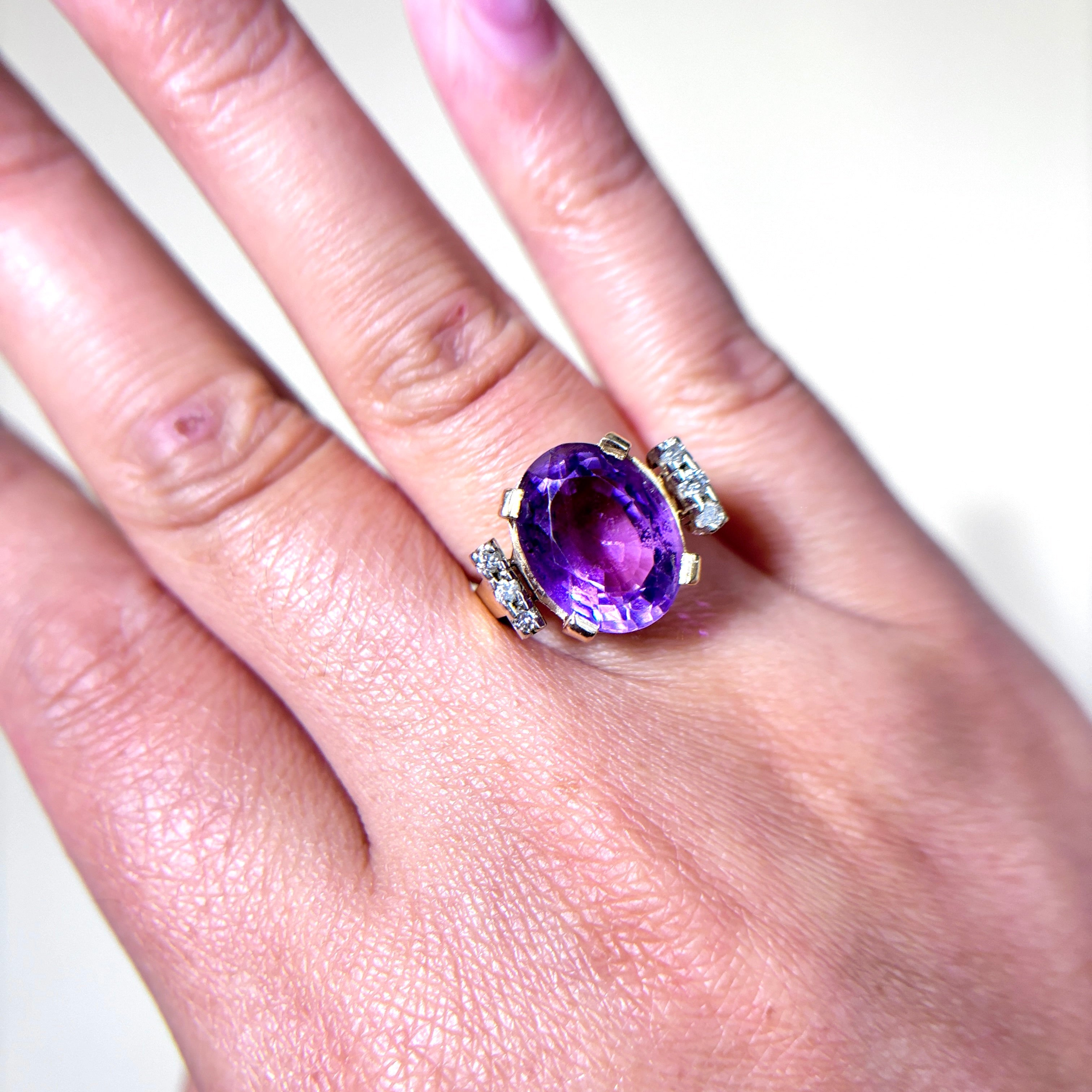 14k Yellow Gold Amethyst and Diamond Ring | 6.11ct, 0.16ctw | SZ 6.25