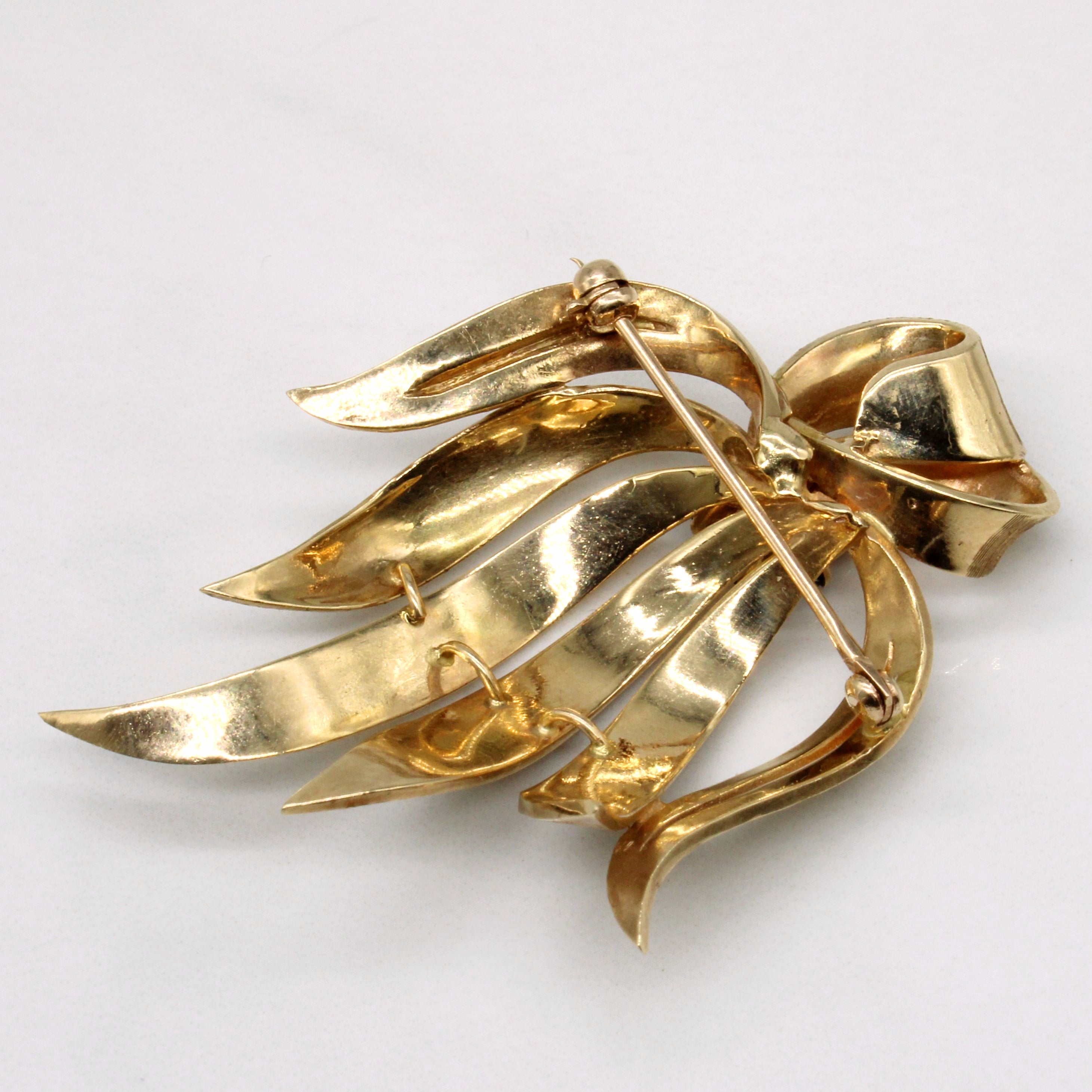 Ornate Sapphire Brooch | 0.50ctw |