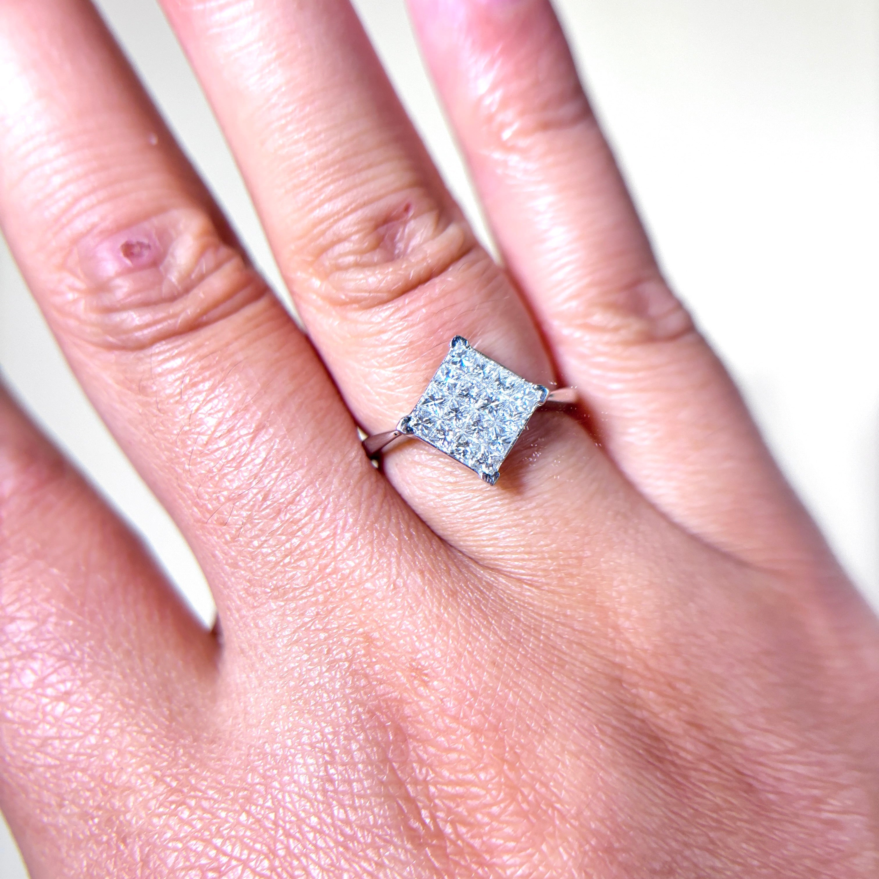 18k White Gold Diamond Cluster Ring | 0.71ctw | SZ 6
