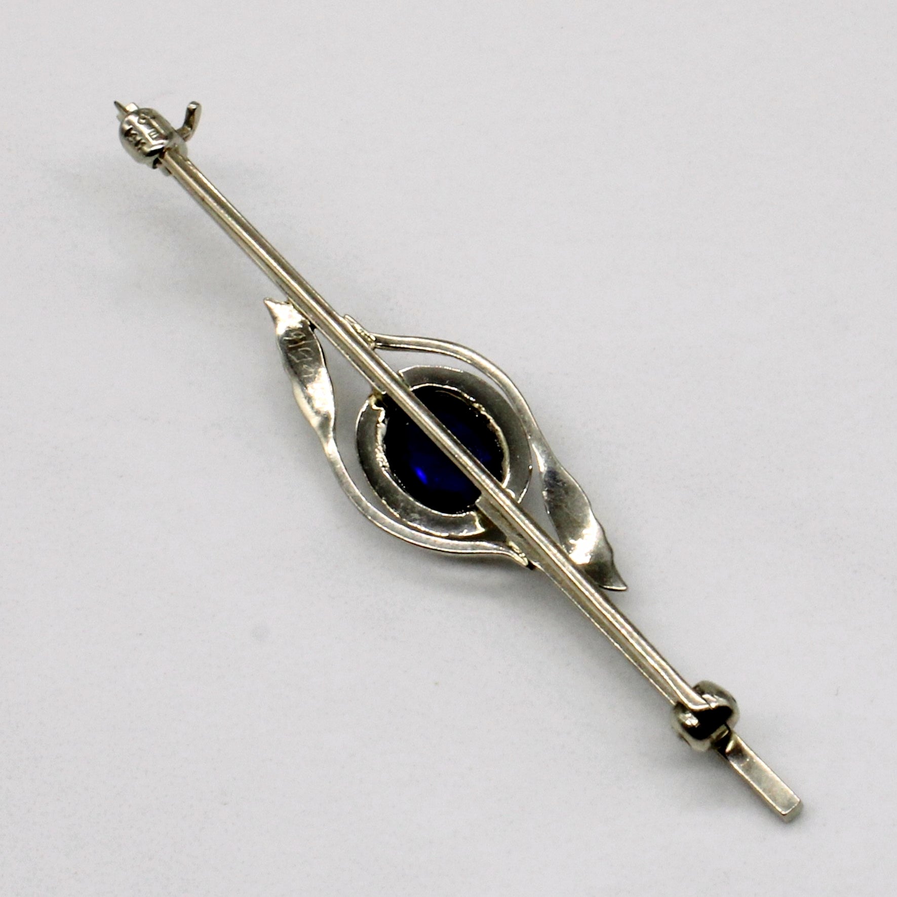 Synthetic Sapphire Pin | 0.95ct |