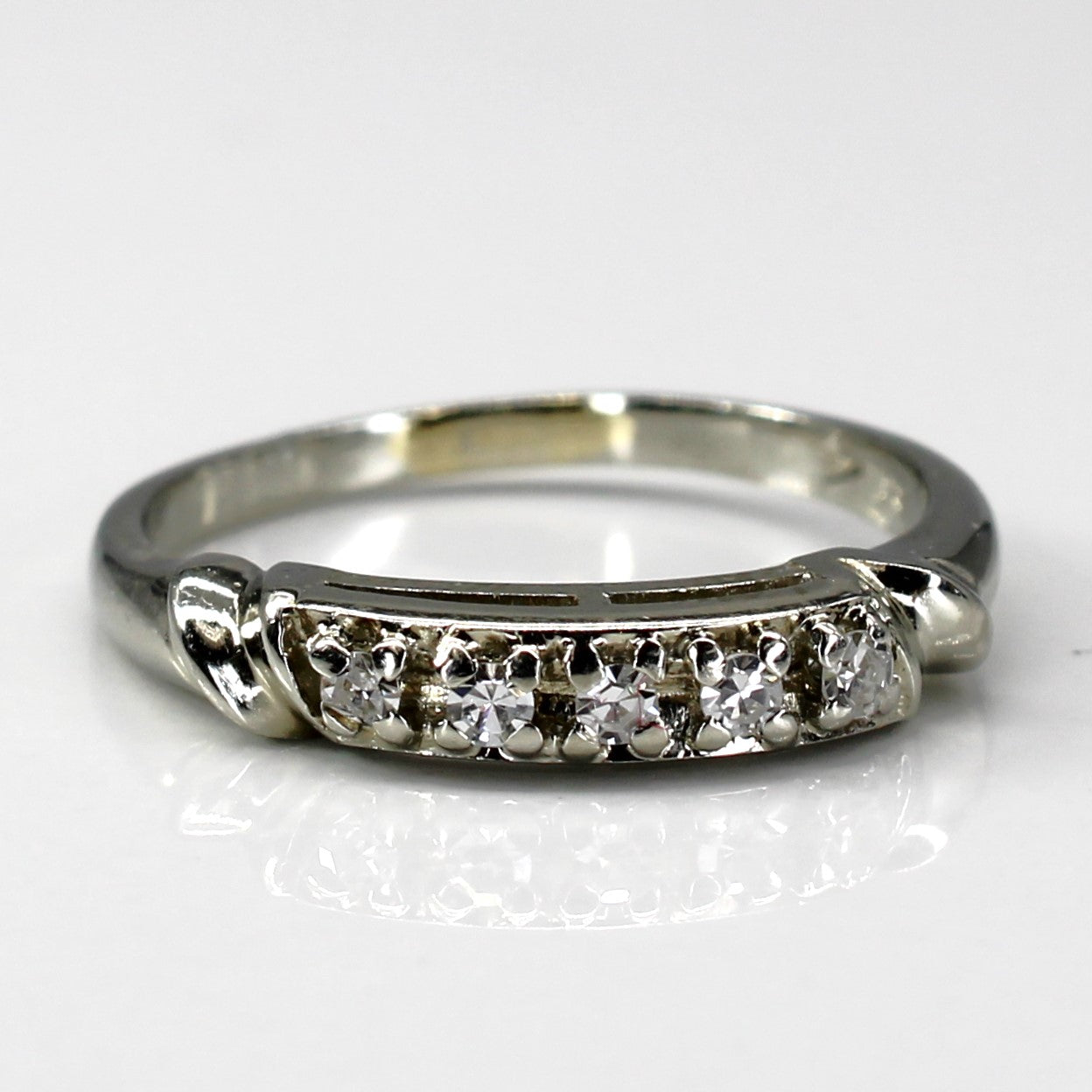 Five Stone Diamond Ring | 0.15ctw | SZ 6.5 |