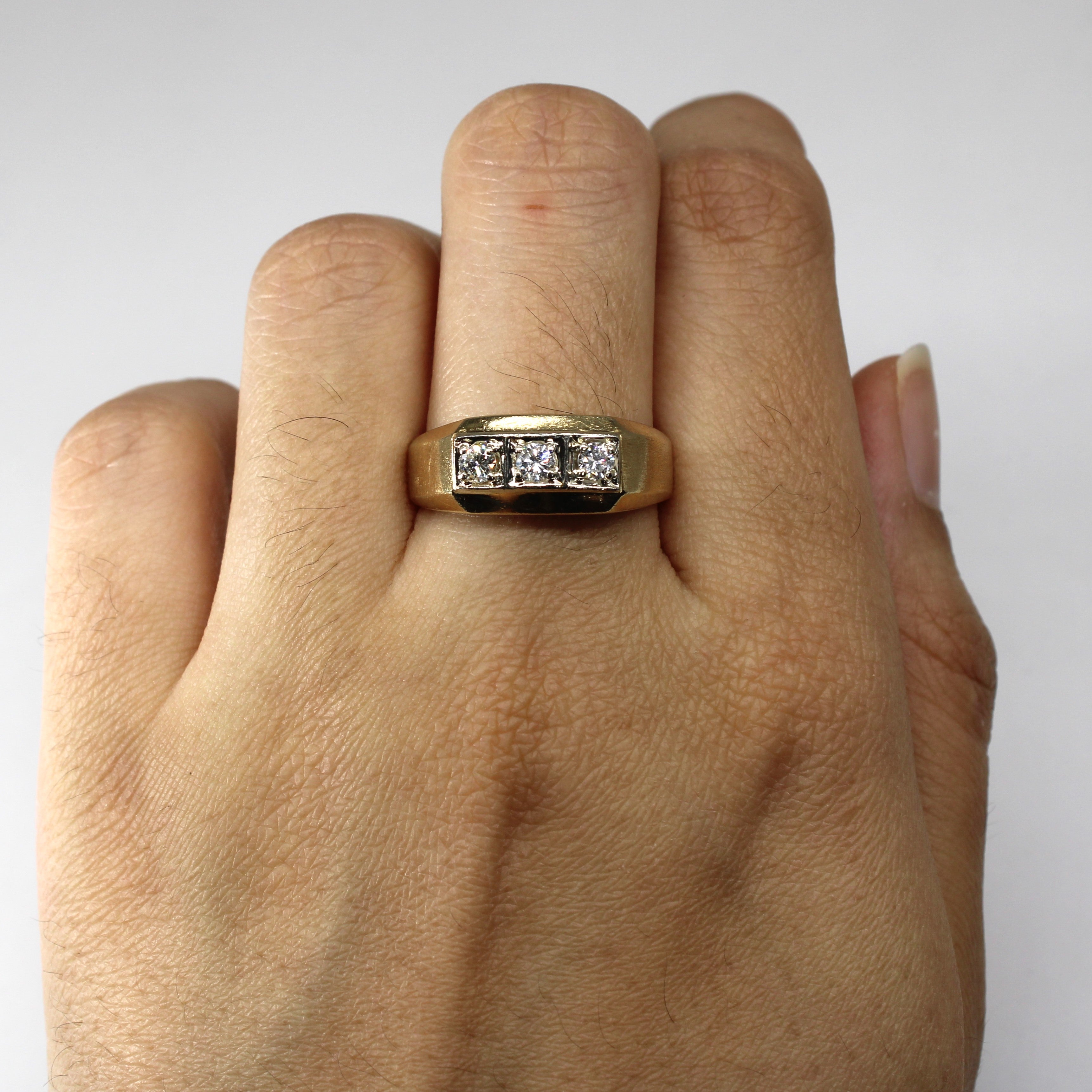 Three Stone Diamond Ring | 0.28ctw | SZ 9 |