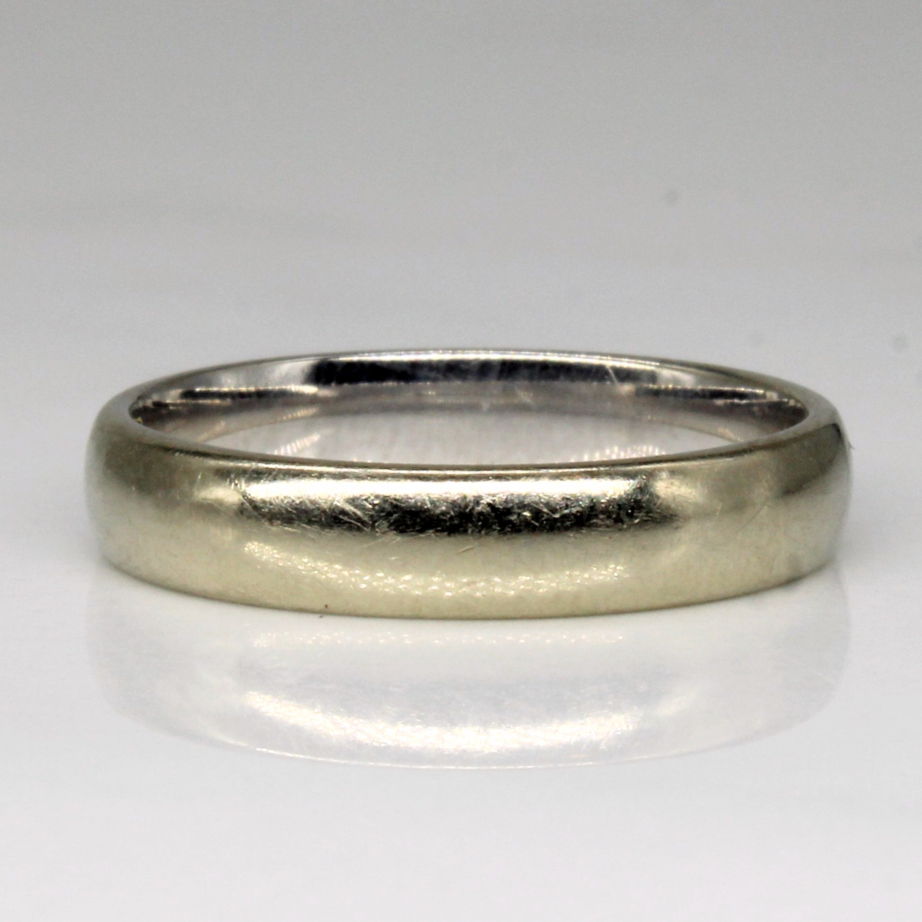 18k White Gold Band | SZ 7.75 |