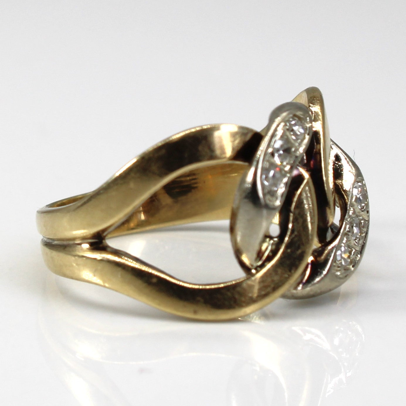 Curb Link Diamond Ring | 0.15ctw | SZ 5.75 |