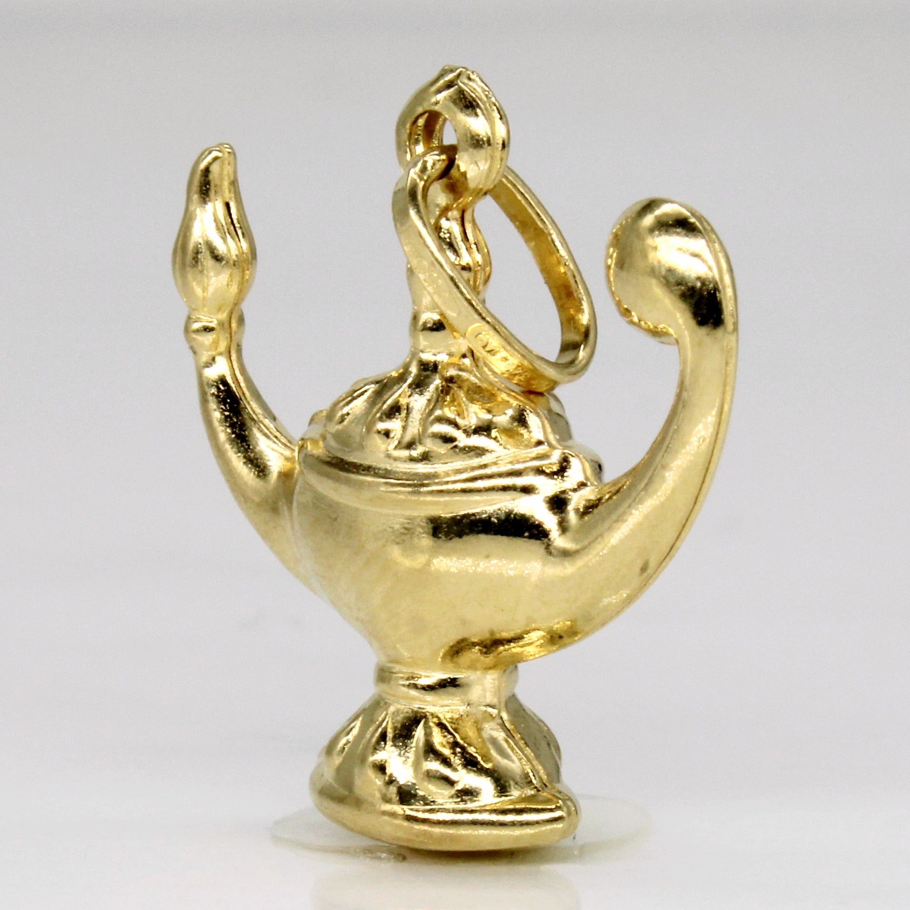 18k Yellow Gold Lamp Charm