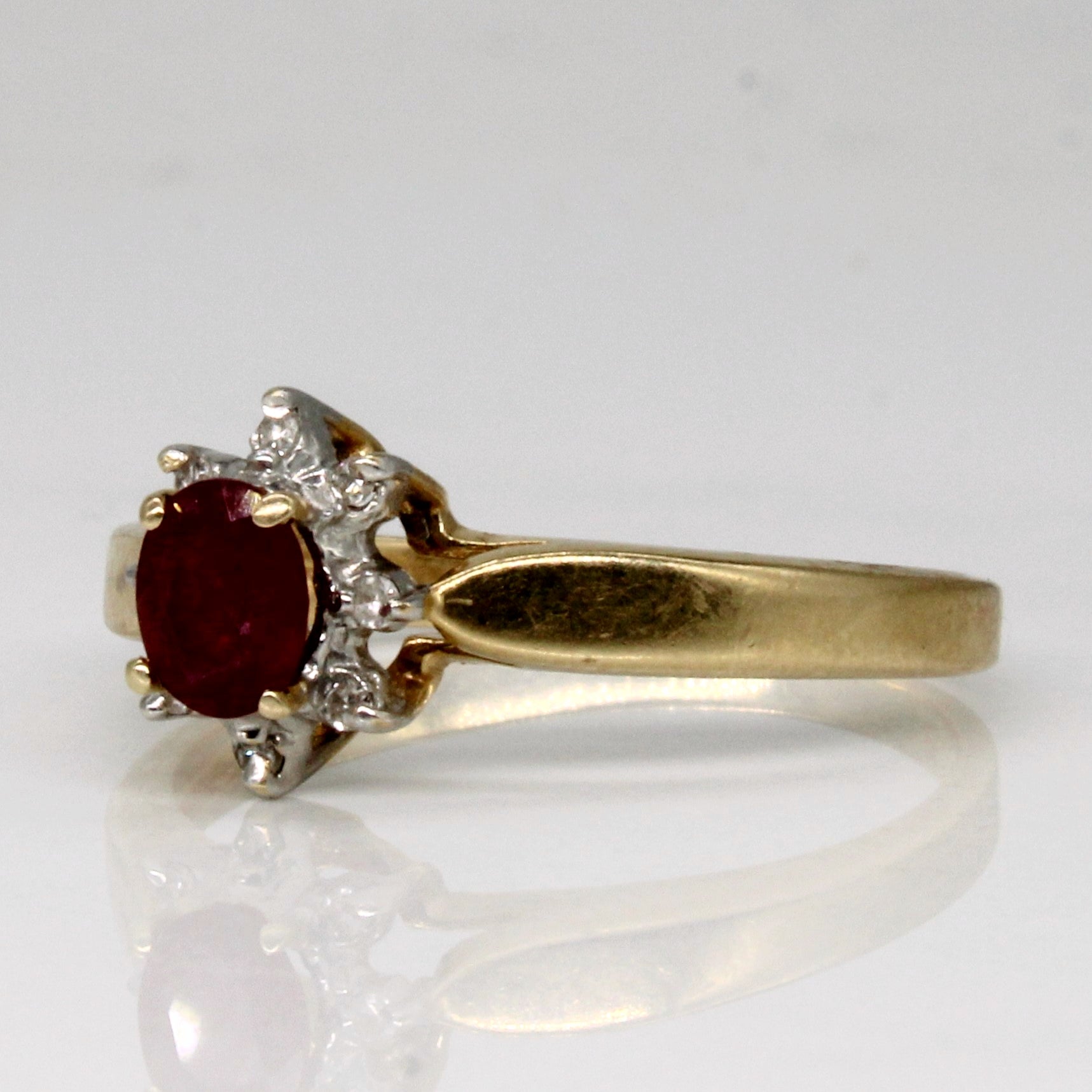 Ruby & Diamond Ring | 0.25ct, 0.04ctw | SZ 6.75 |