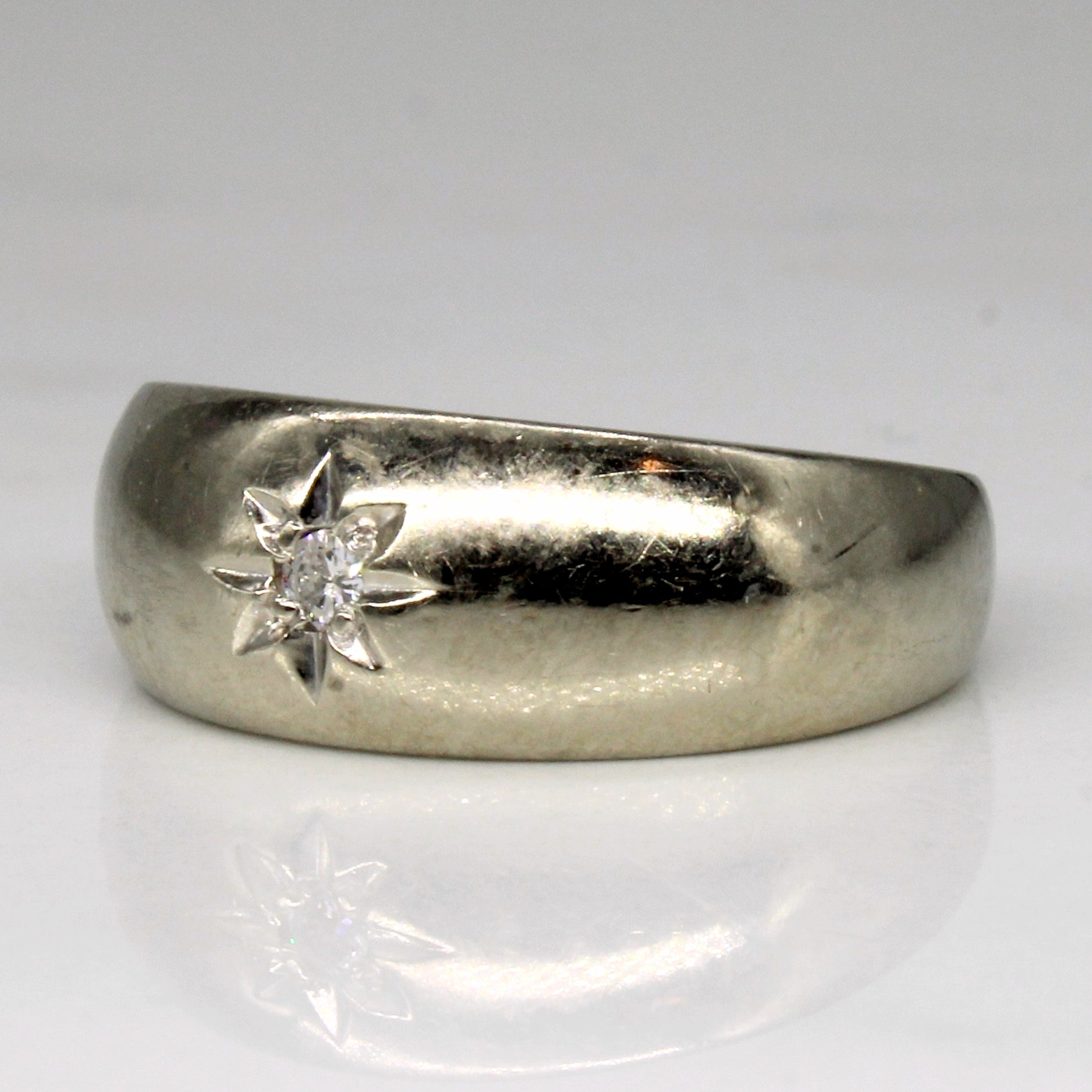 Bague Diamant Étoile en or 10 carats | 0,04 ct | Taille 5 |