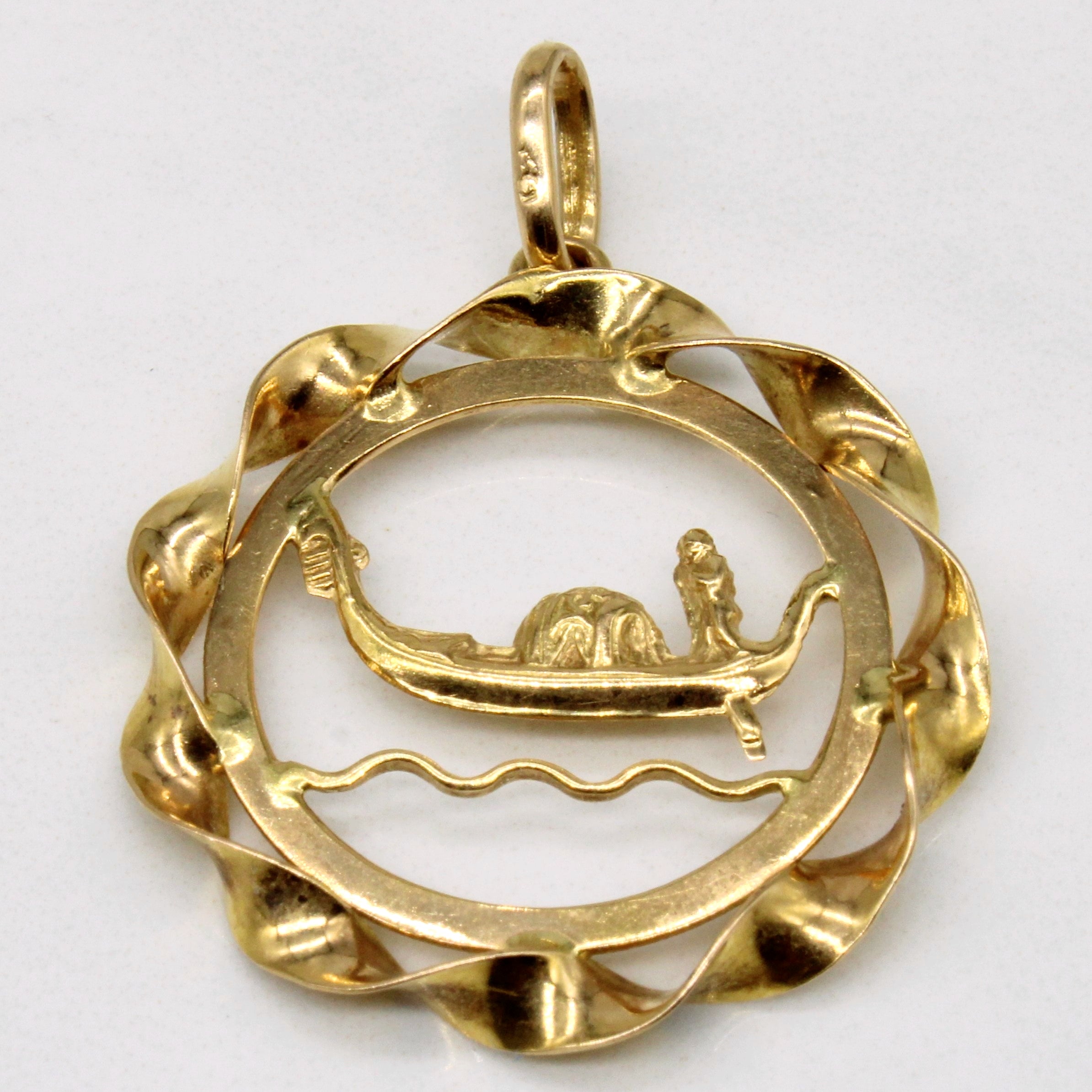 18k Yellow Gold Pendant