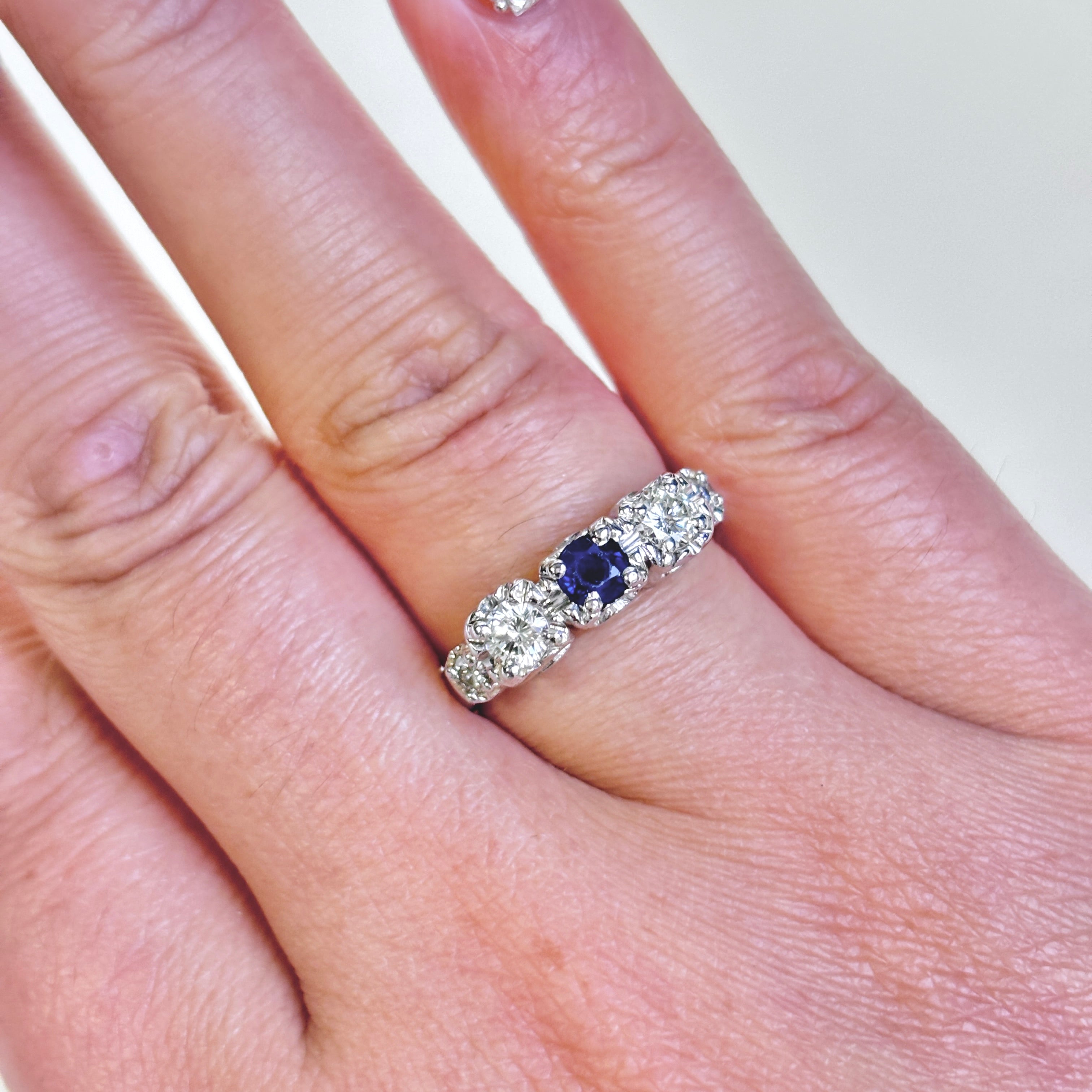 14k White Gold Sapphire & Diamond Ring | 0.27ct, 0.48ctw | SZ 6.5