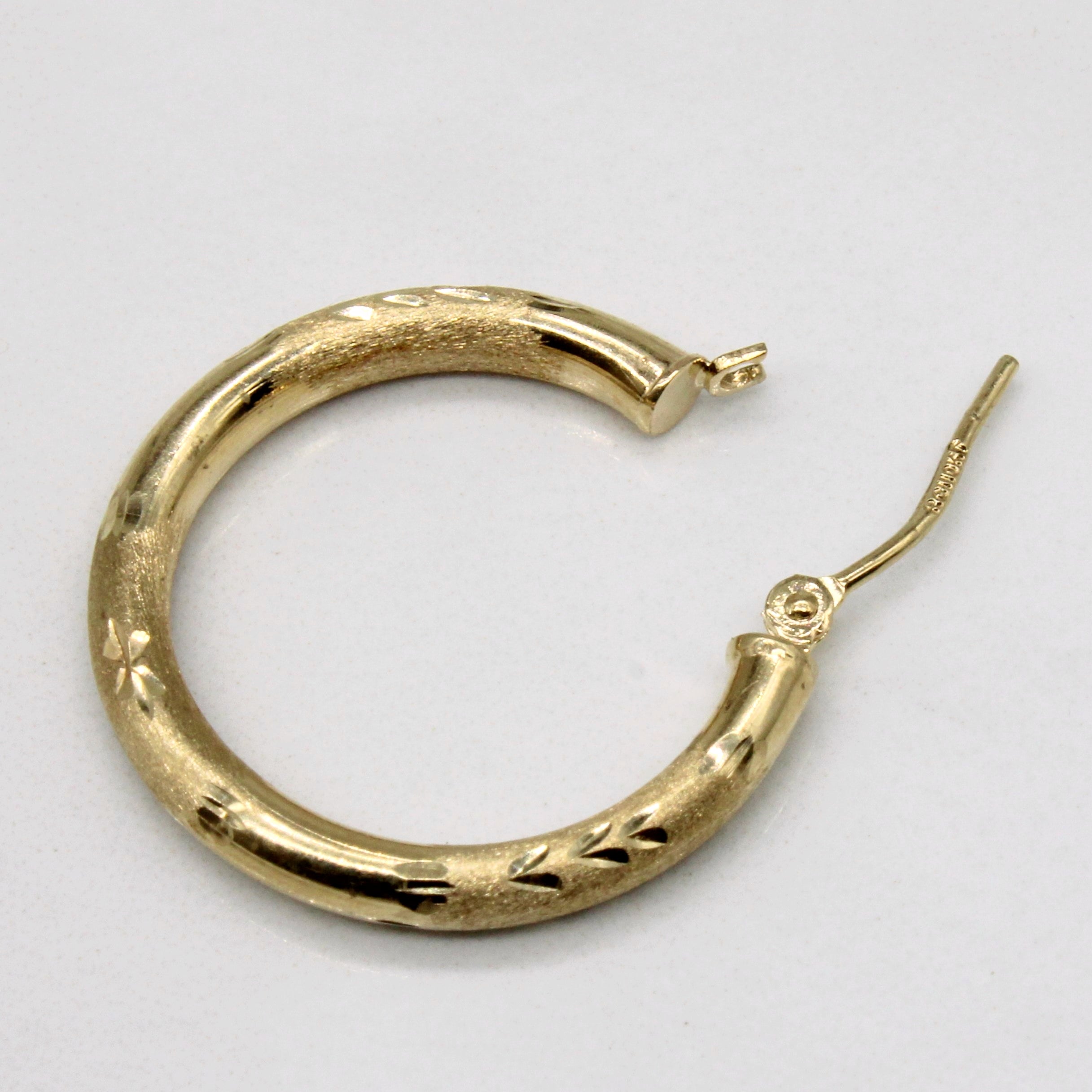 Boucles d'oreilles créoles en or jaune 10 carats