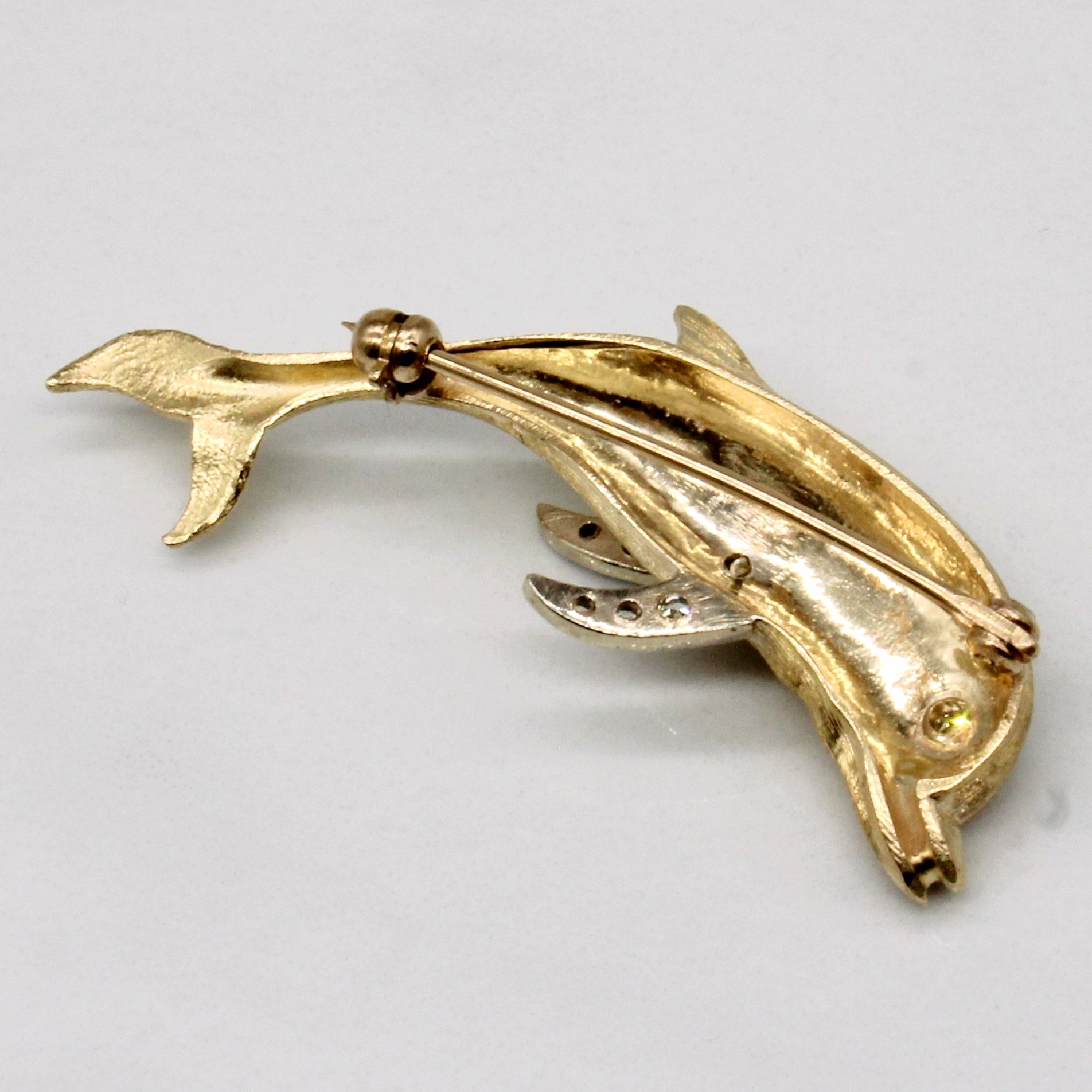 Diamond Dolphin Brooch | 0.10ctw |