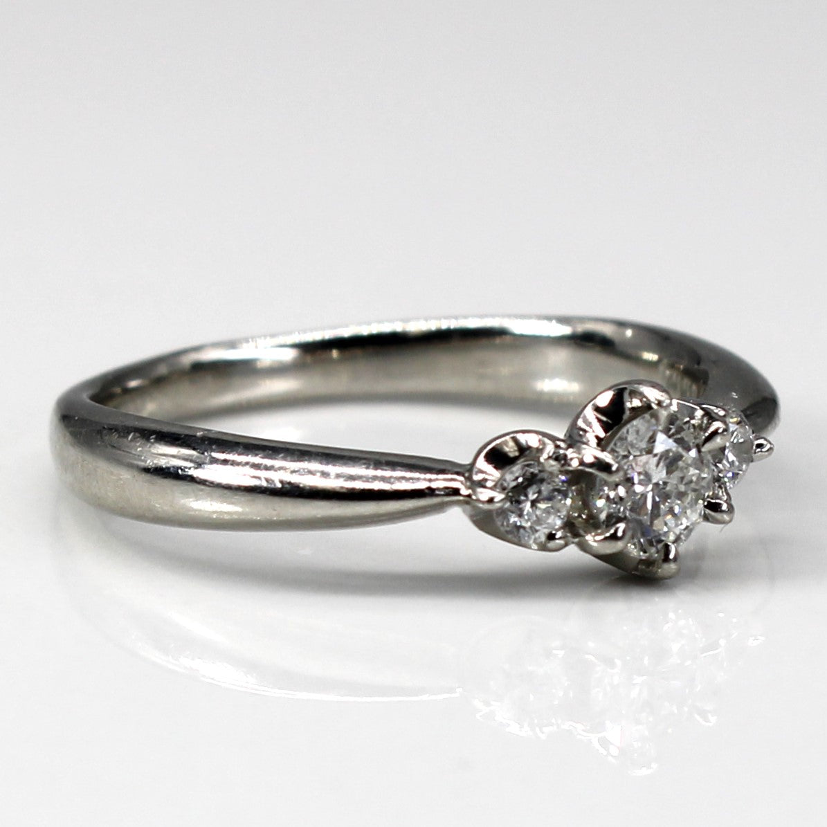Three Stone Diamond Ring | 0.28ctw | SZ 5.25 |