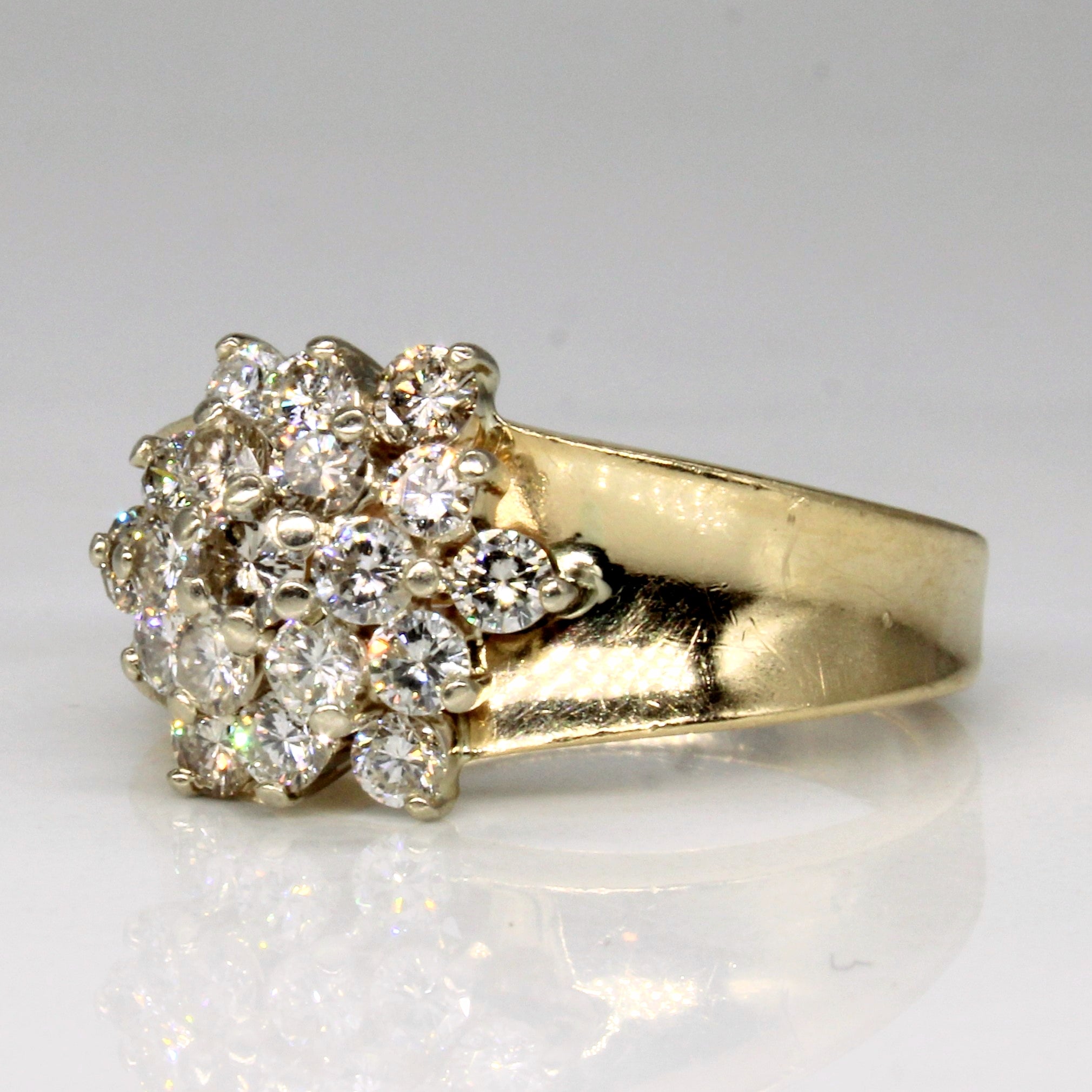 Diamond Cluster Ring | 0.90ctw | SZ 6.5 |