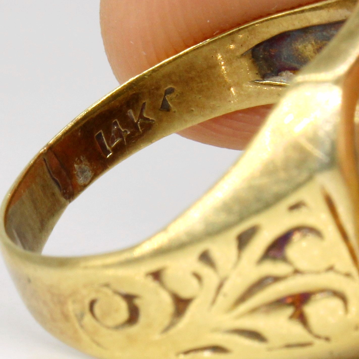 14k Yellow Gold Initial Ring | SZ 7.25 |