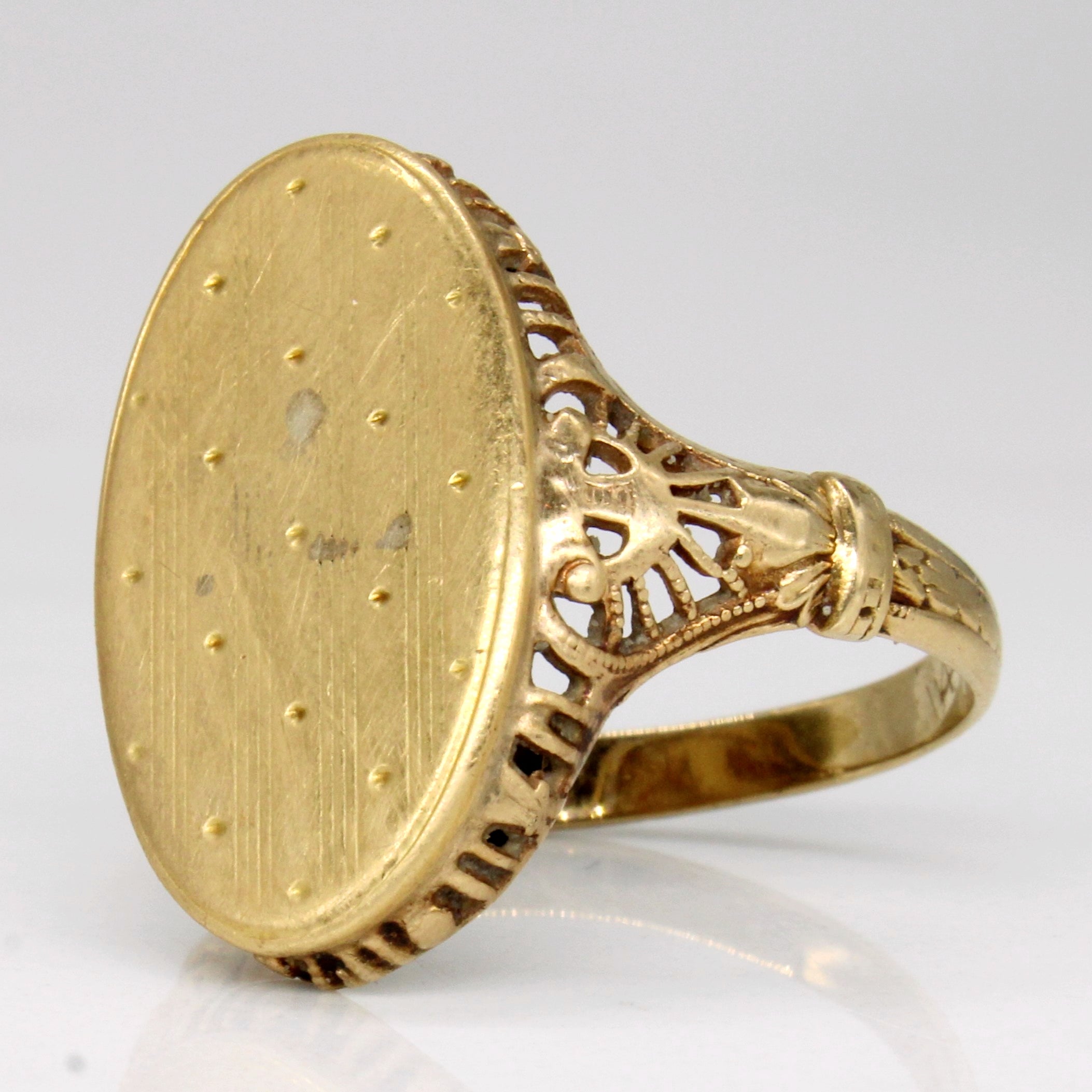 14k Yellow Gold Oval Face Ring | SZ 6 |