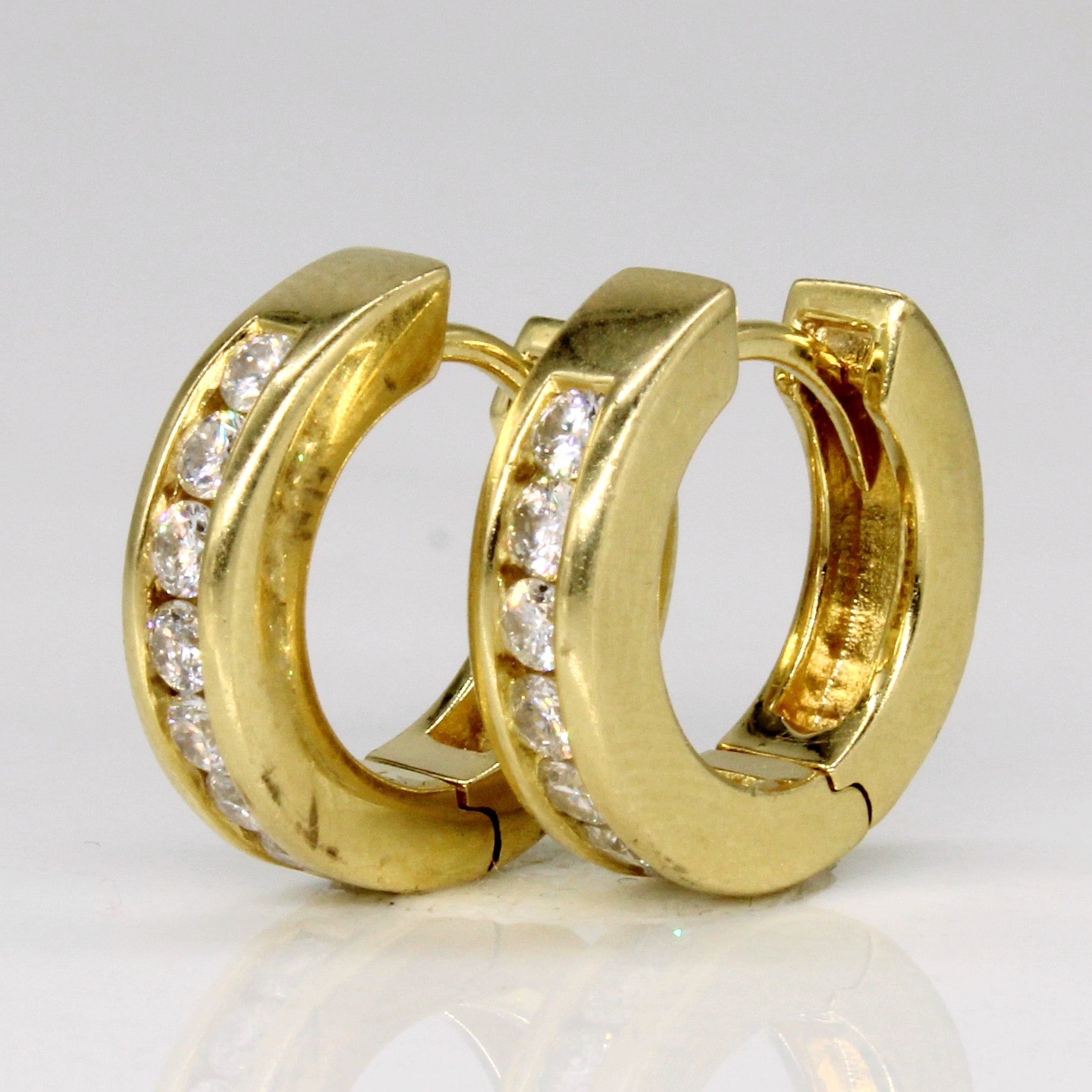 Boucles d'oreilles créoles en diamants | 0,42 ct |
