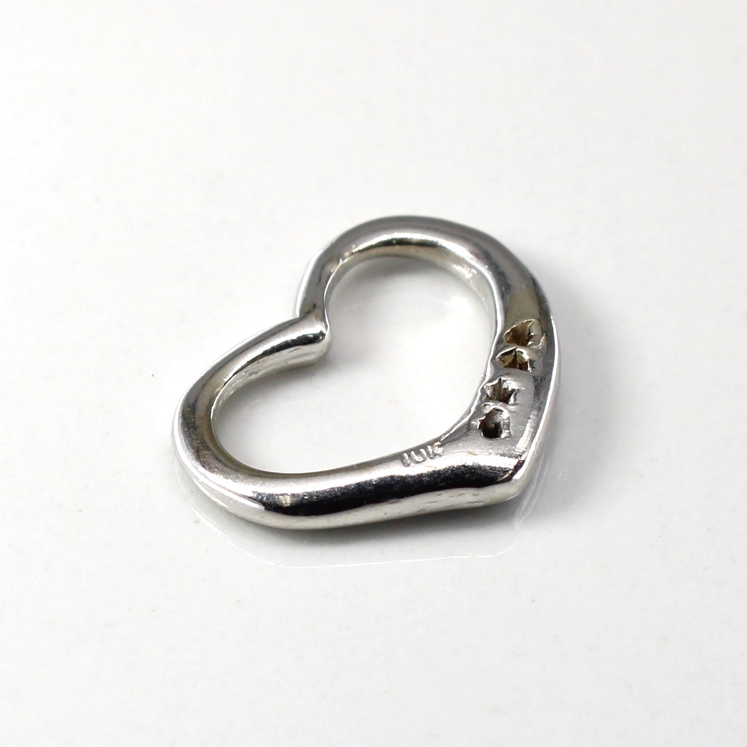 Diamond Heart Pendant | 0.06ctw |