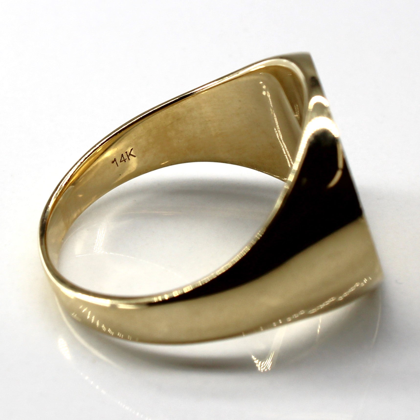 14k Yellow Gold Signet Ring | SZ 10.25 |