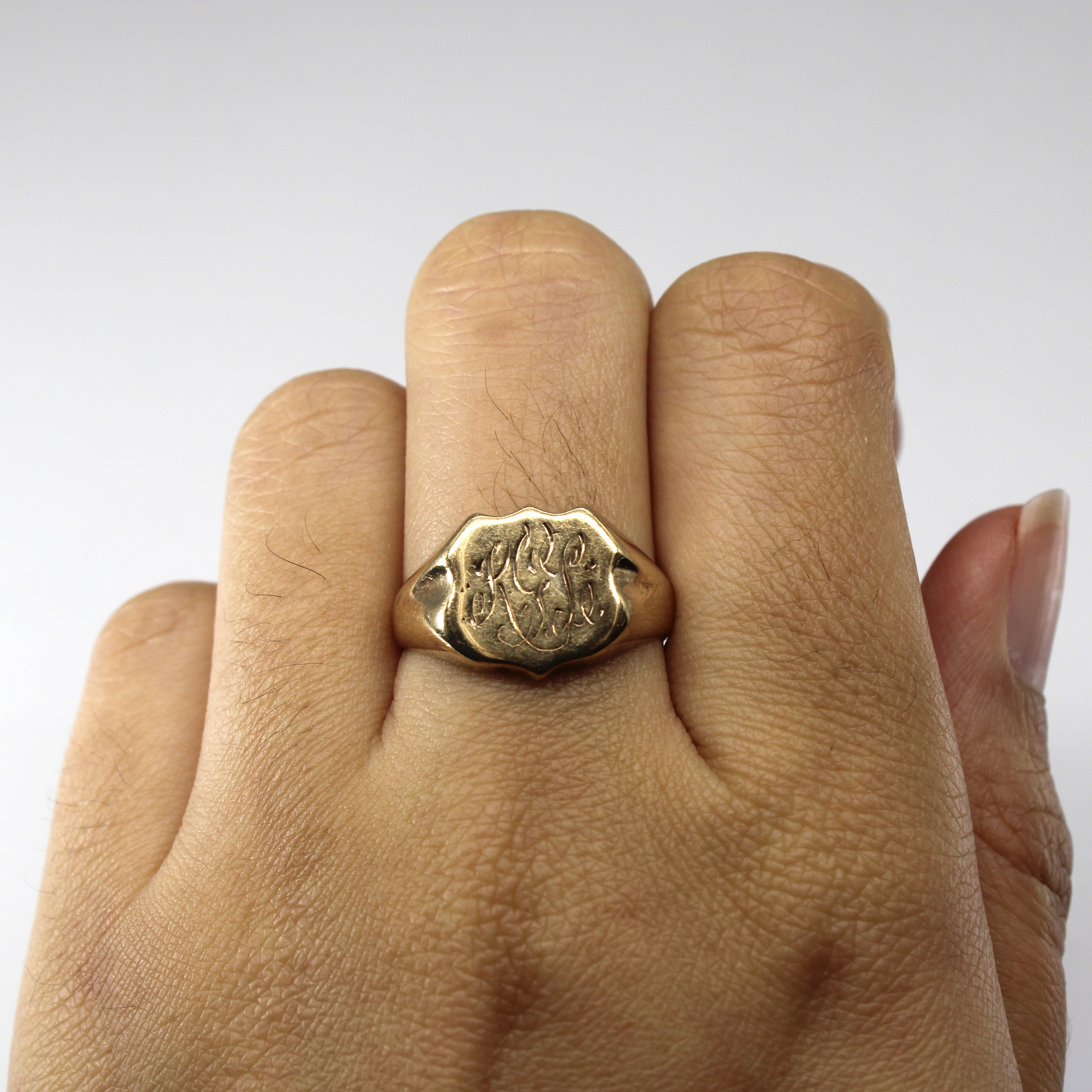 Yellow Gold Signet Ring | SZ 7.75 |
