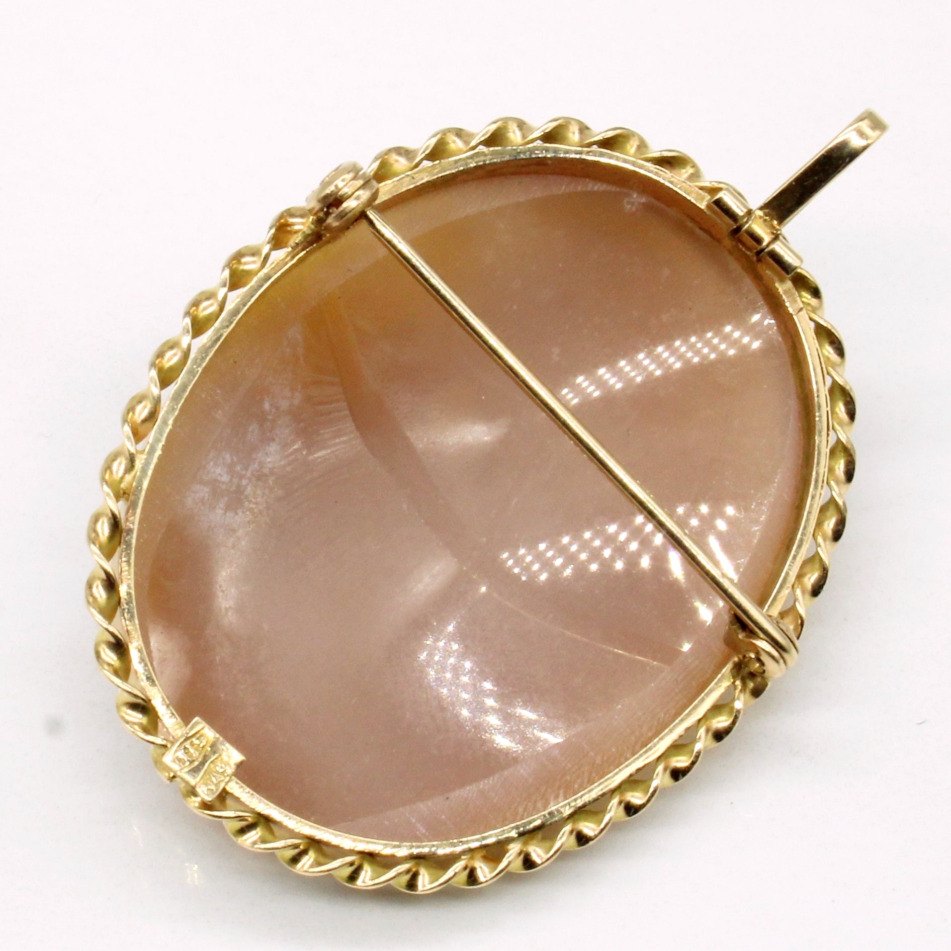 Seashell Cameo Brooch & Pendant | 35.00ct |