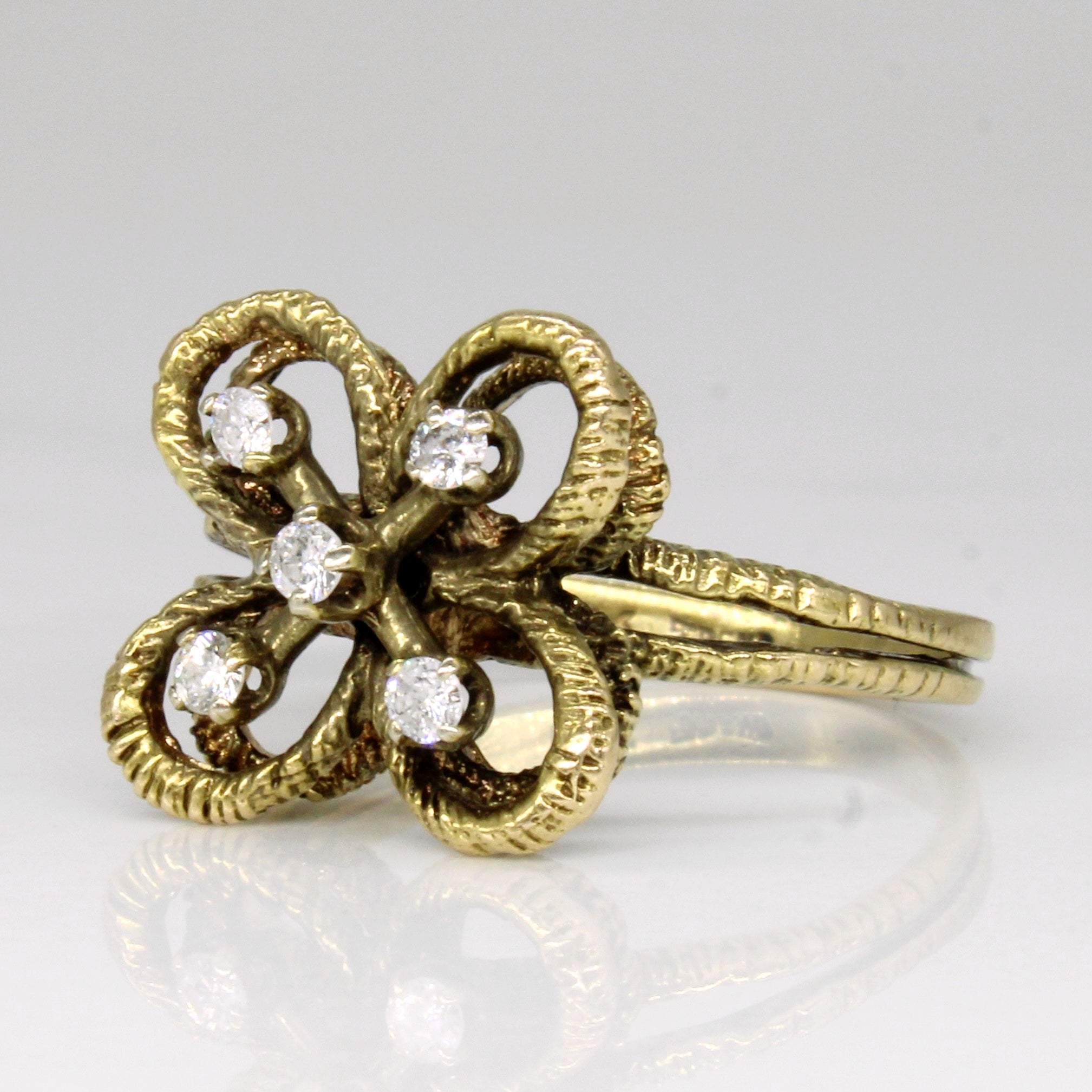 Diamond Flower Ring | 0.15ctw | SZ 7.25 |