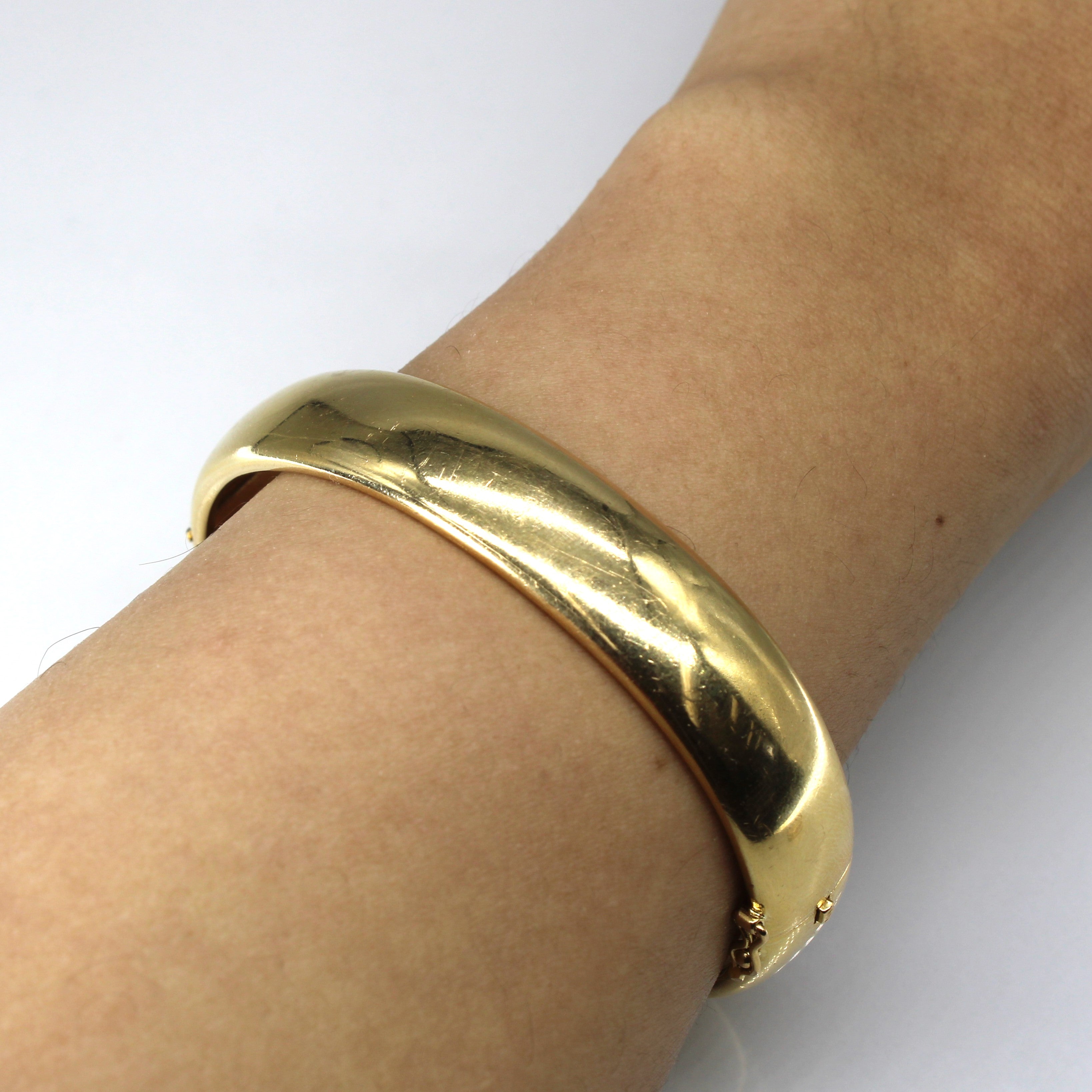 Yellow Gold Plain Wide Bangle | 7.5"|