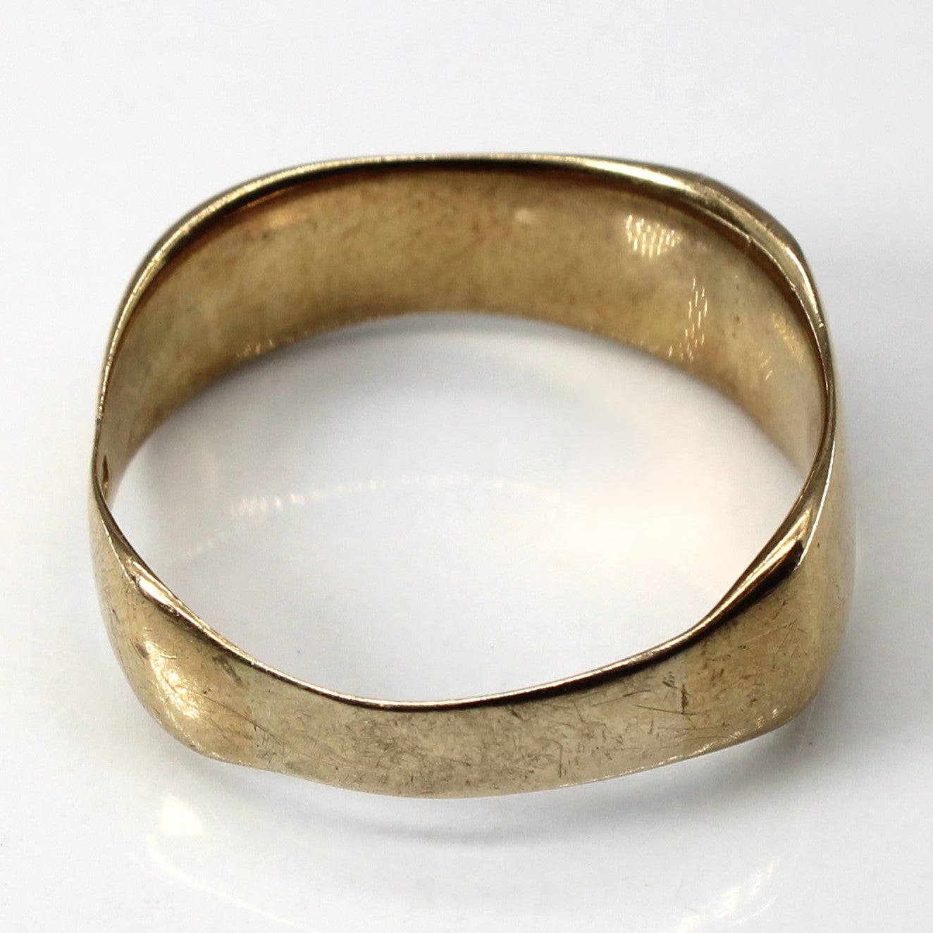 Bague en or jaune poinçonnée Birmingham | Taille 10 |