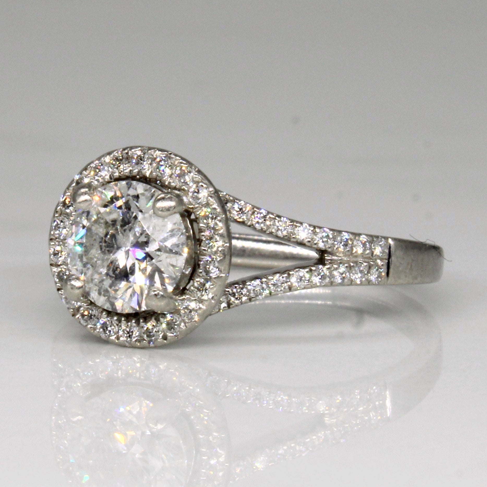 Diamond Halo Engagement Ring | 1.24ctw | SZ 6 |