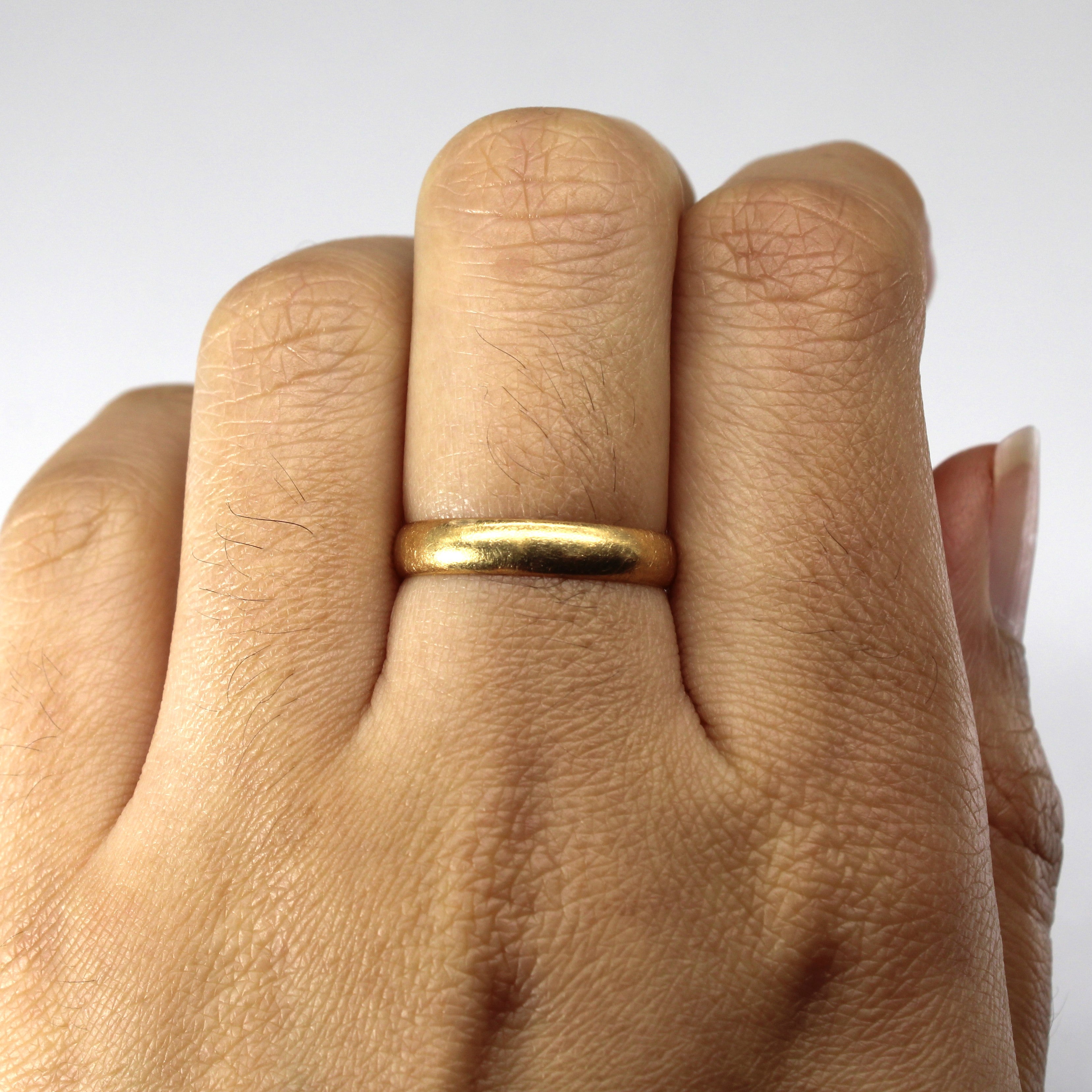 Vintage Italian 18k Yellow Gold Band | SZ 6.75 |