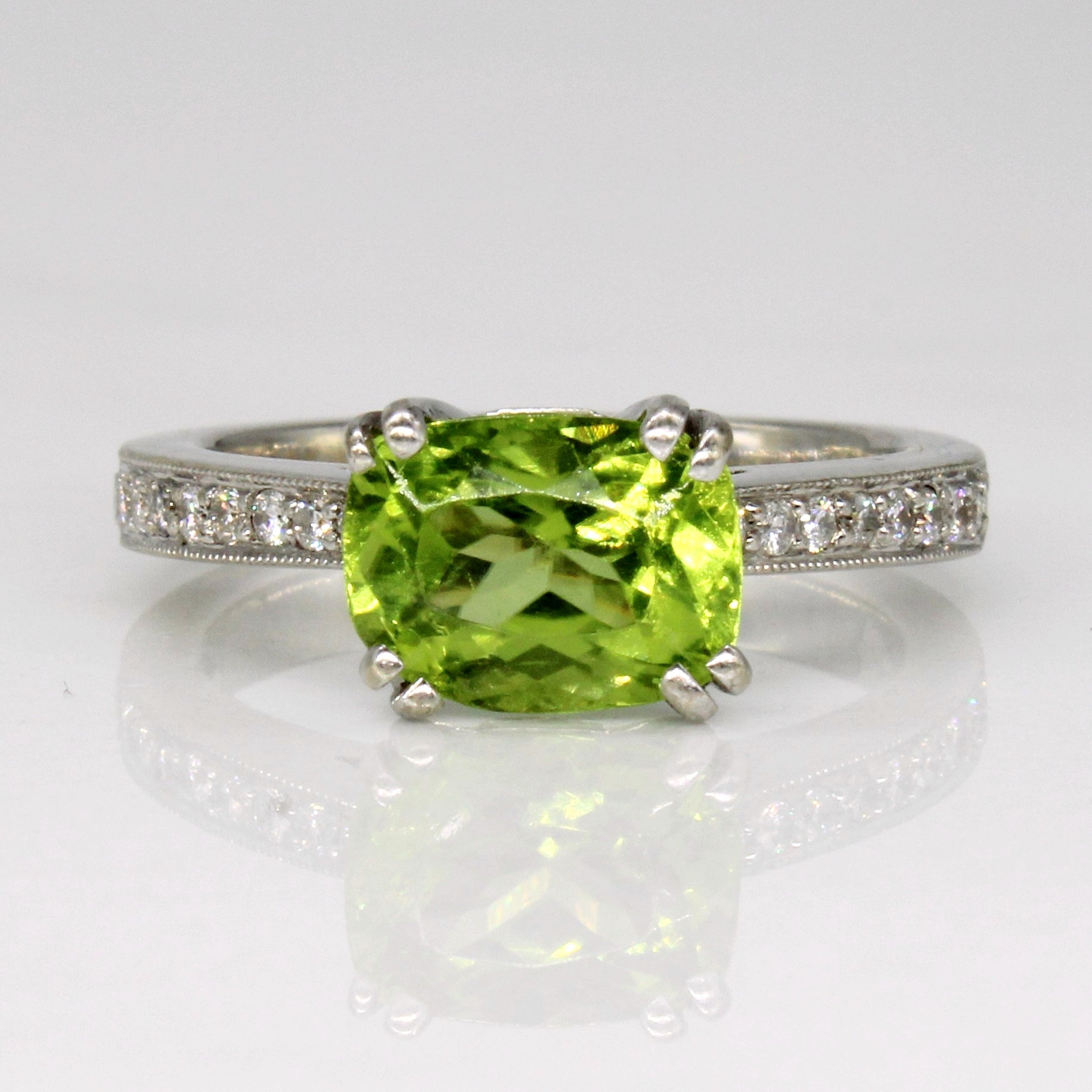 Peridot & Diamond Cocktail 14k Ring | 2.25ct, 0.15ctw | SZ 5.75 |