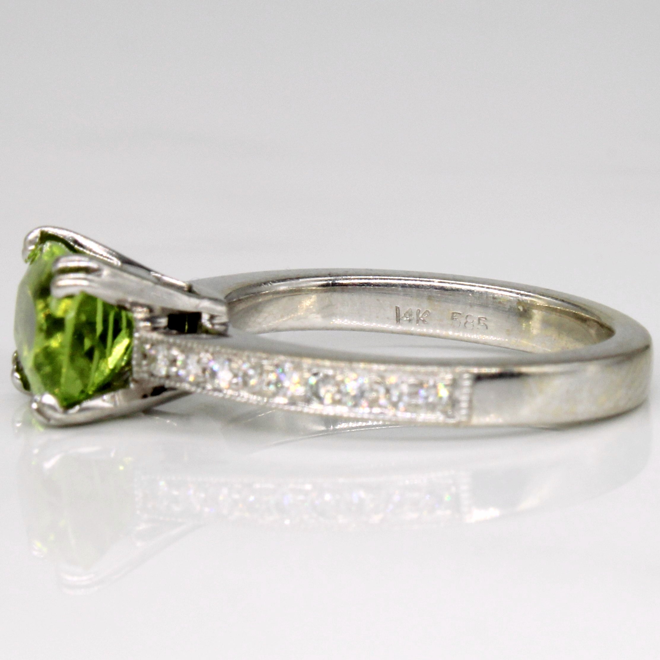 Peridot & Diamond Cocktail 14k Ring | 2.25ct, 0.15ctw | SZ 5.75 |