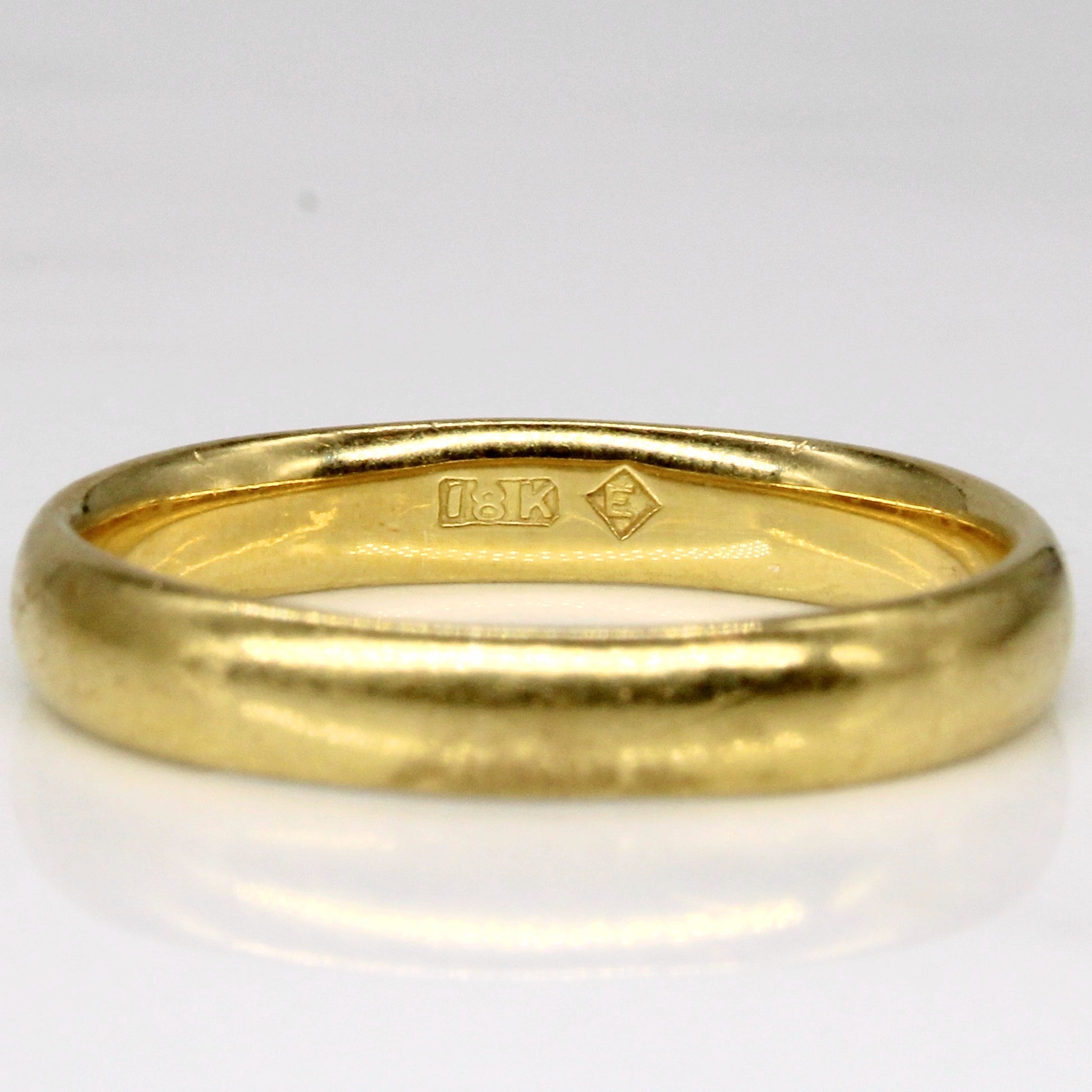 18k Yellow Gold Band | SZ 7.5 |