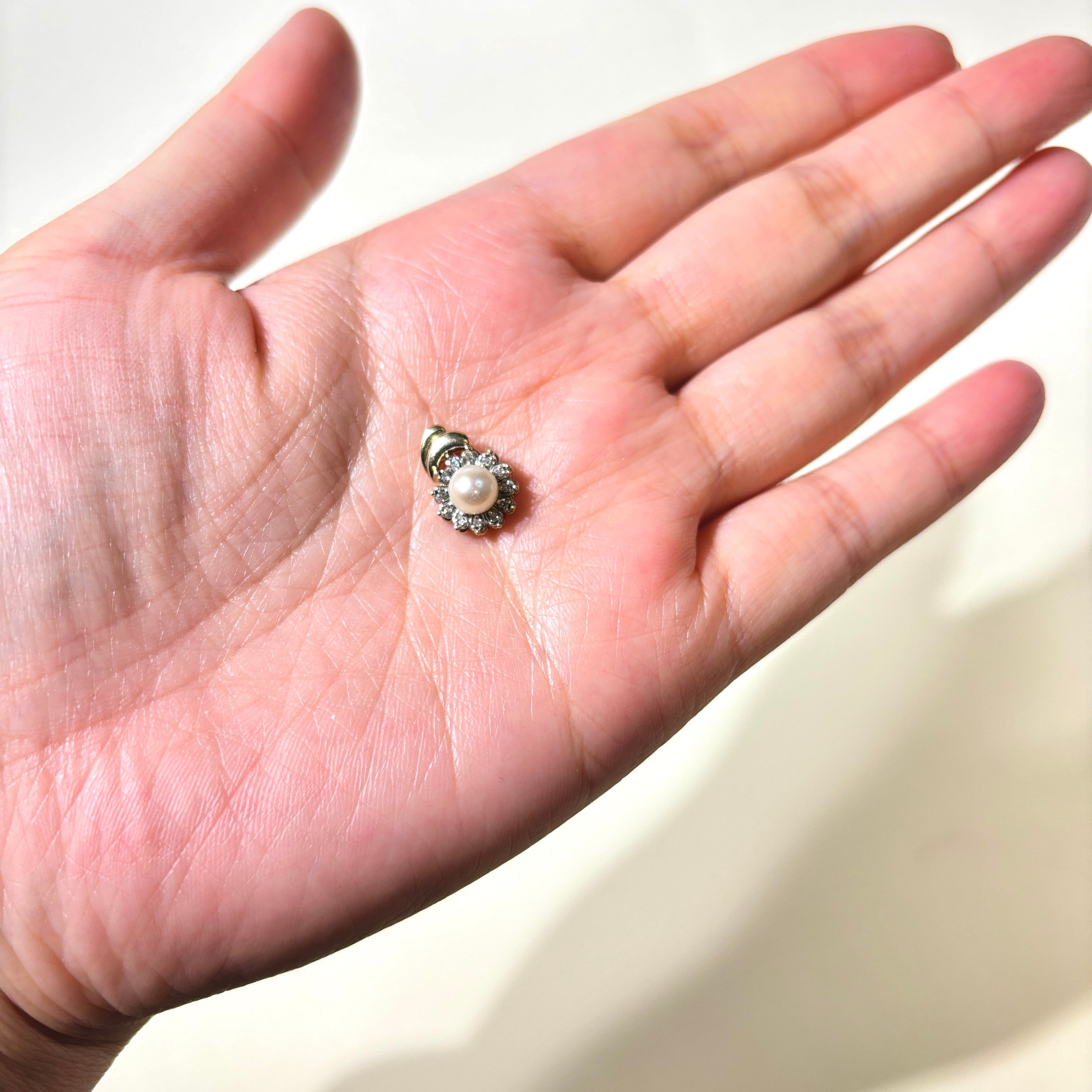Pearl & Diamond Petal Pendant | 5.5mm, 0.02ctw |
