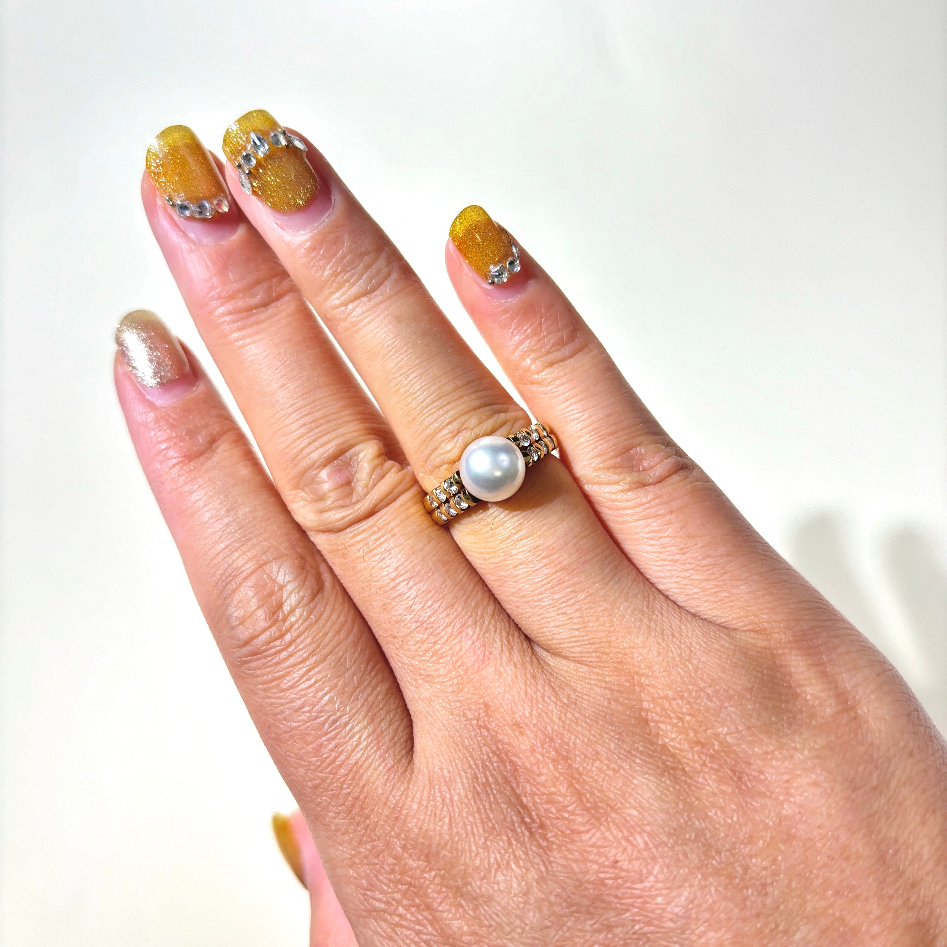 Vintage Yellow Gold Pearl and Diamond Ring | 8.00mm, 0.20ctw | SZ 5.25
