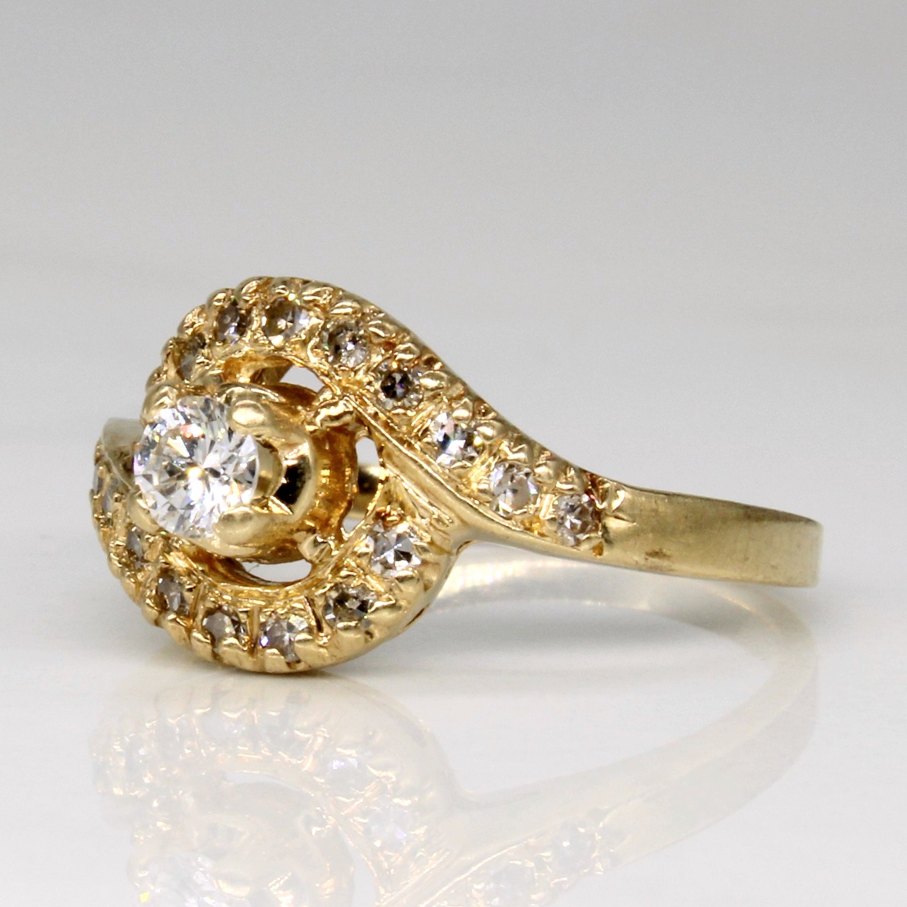Diamond Halo 14k Ring | 0.16ctw, 0.18ctw | SZ 5.5 |