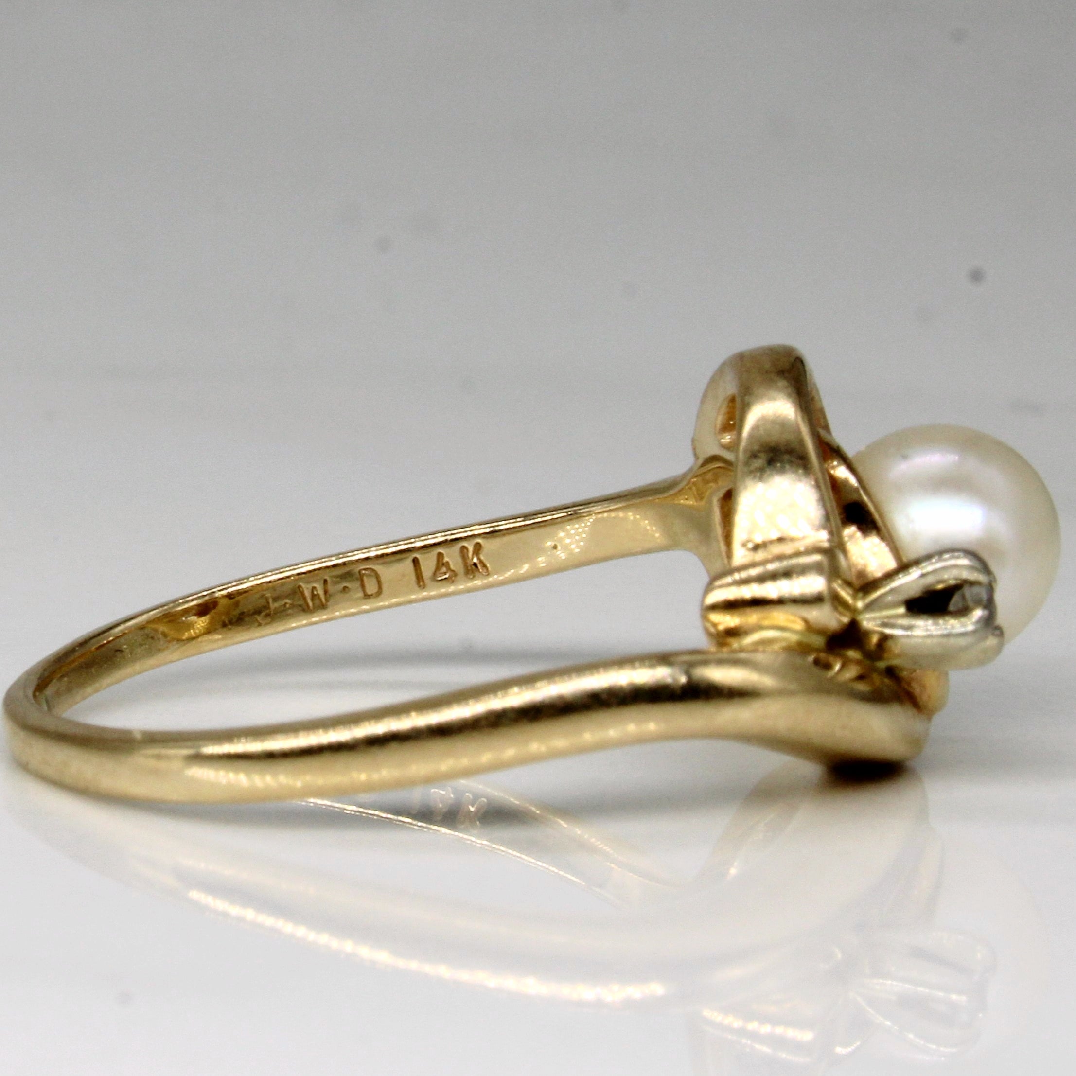 Pearl & Diamond Cocktail Ring | 0.02ct | SZ 8.5 |