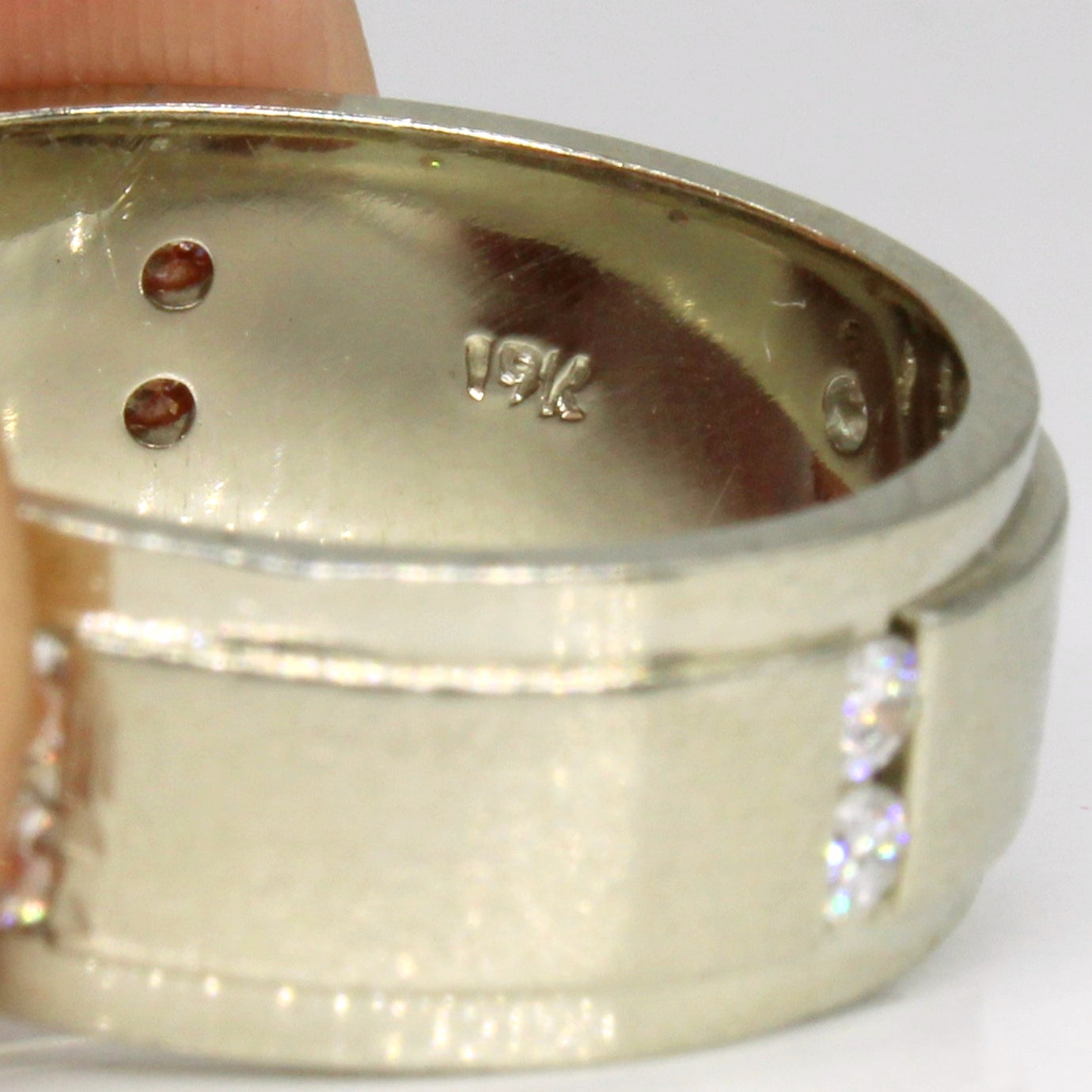 Channel Set Diamond Ring | 0.35ctw | SZ 8 |
