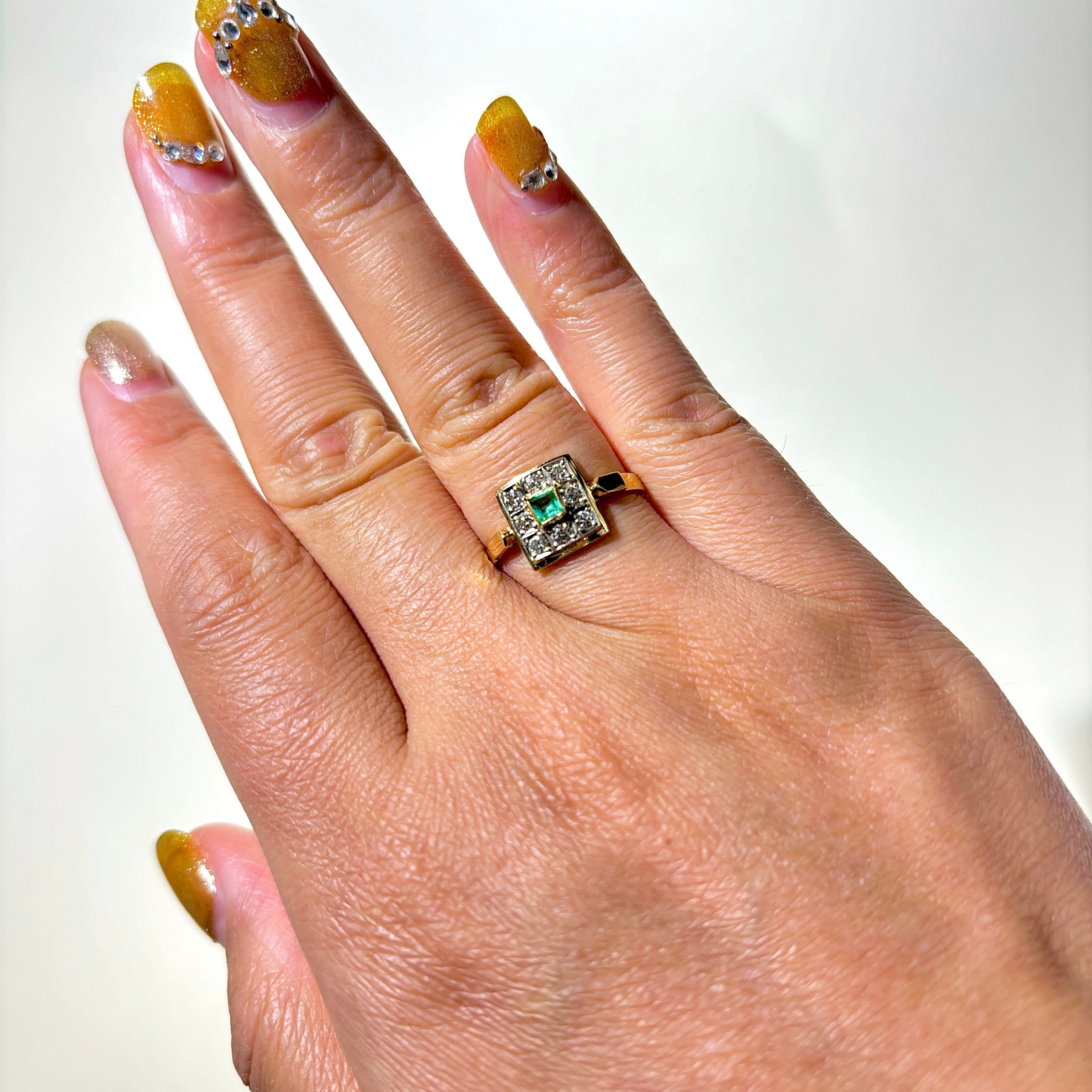 18K Yellow Gold Emerald & Diamond Grid Ring | 0.09ct, 0.16ctw | SZ 7