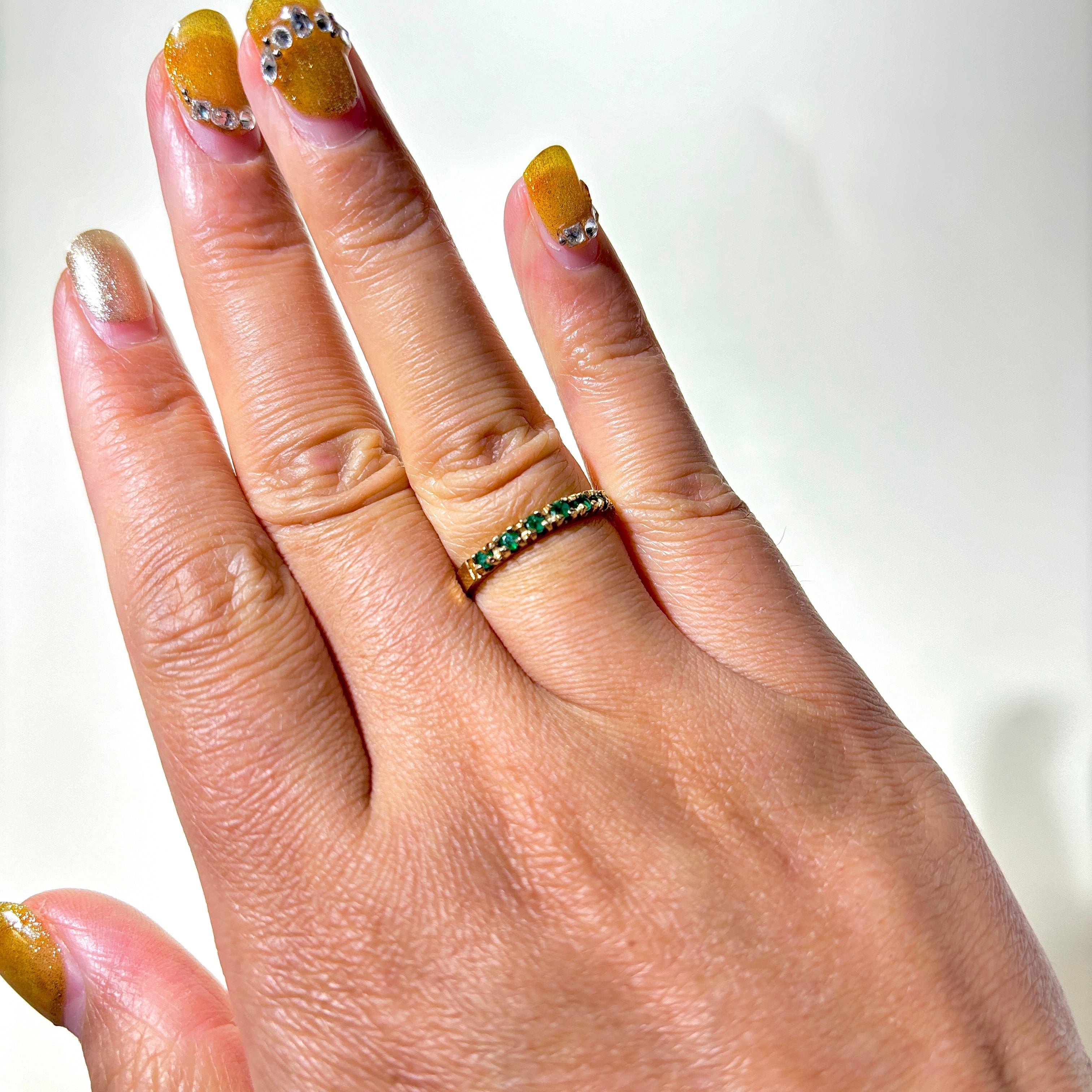 14k Six Stone Emerald Ring | 0.18ctw | SZ 6
