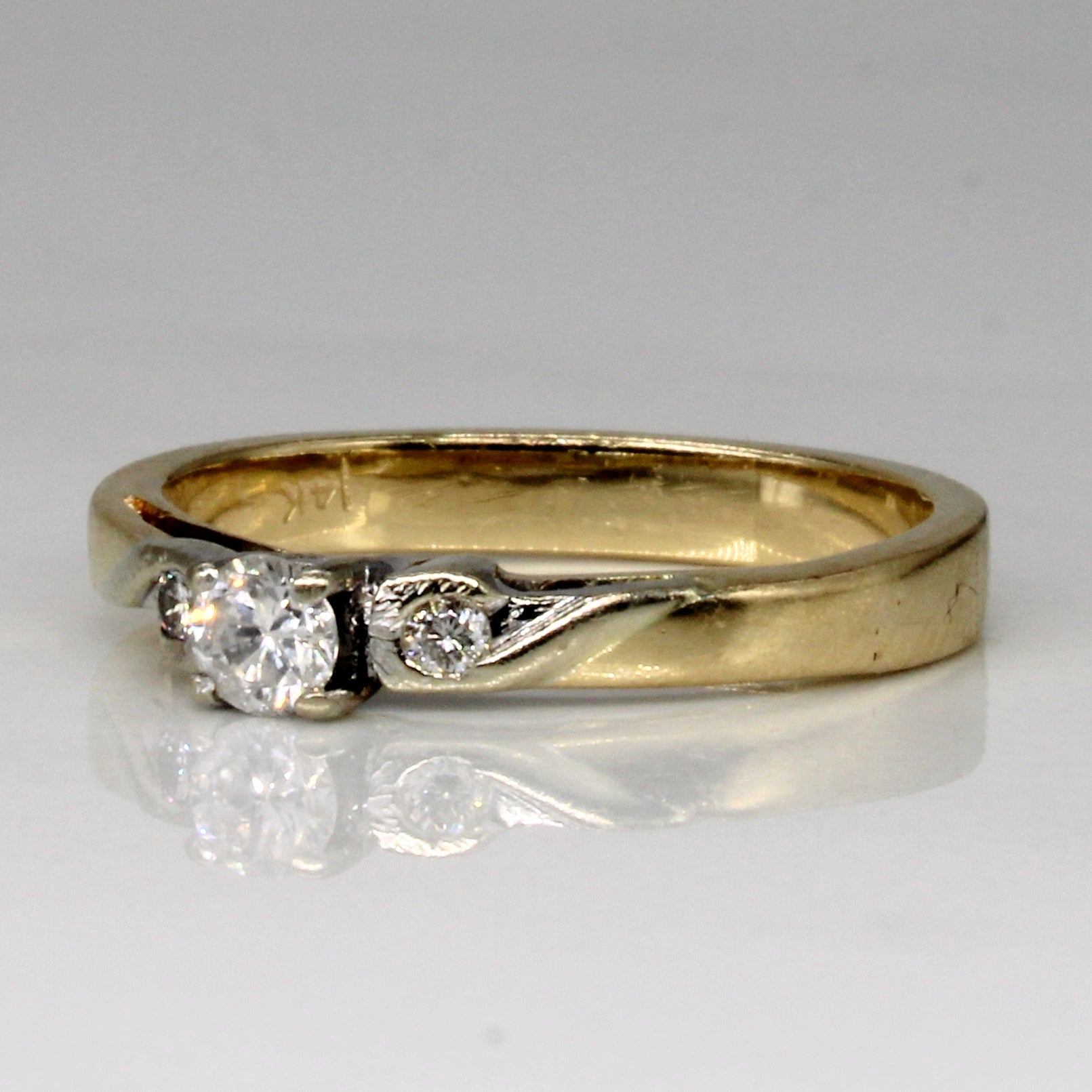 Diamond Three Stone Ring | 0.19ctw | SZ 6.5 |