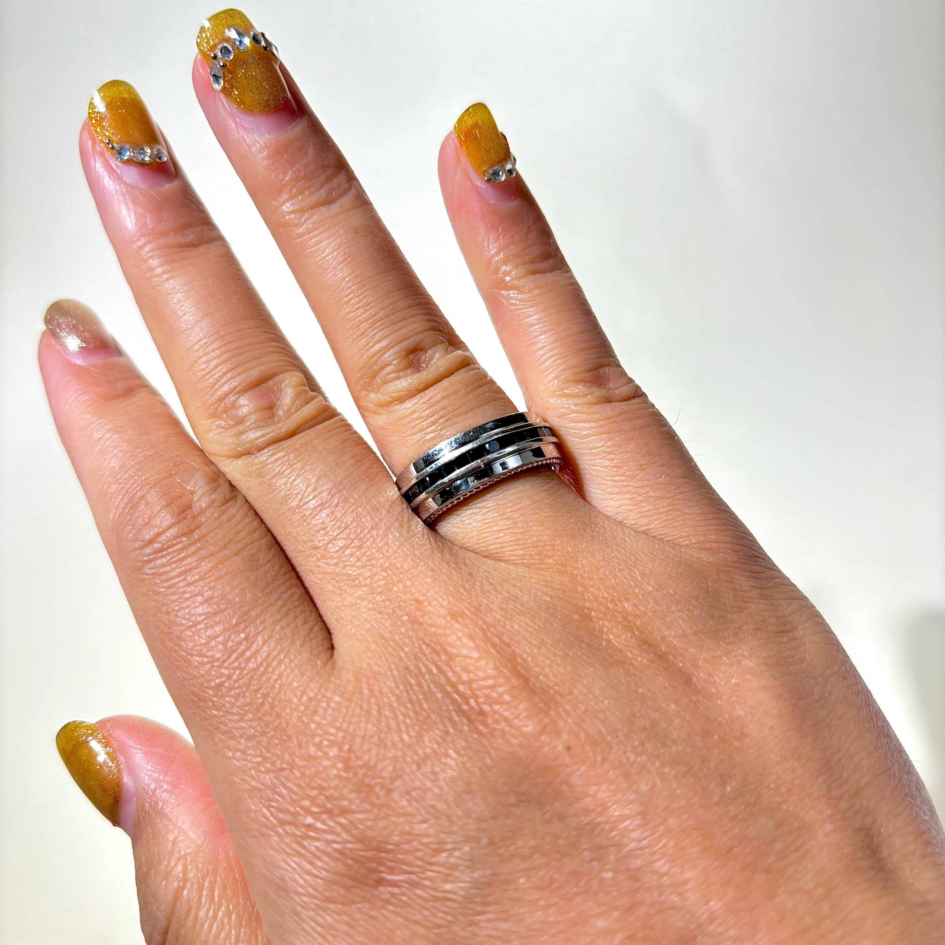 'Vera Wang' Semi Eternity Black Diamond Band | 1.00ctw | SZ 6.75