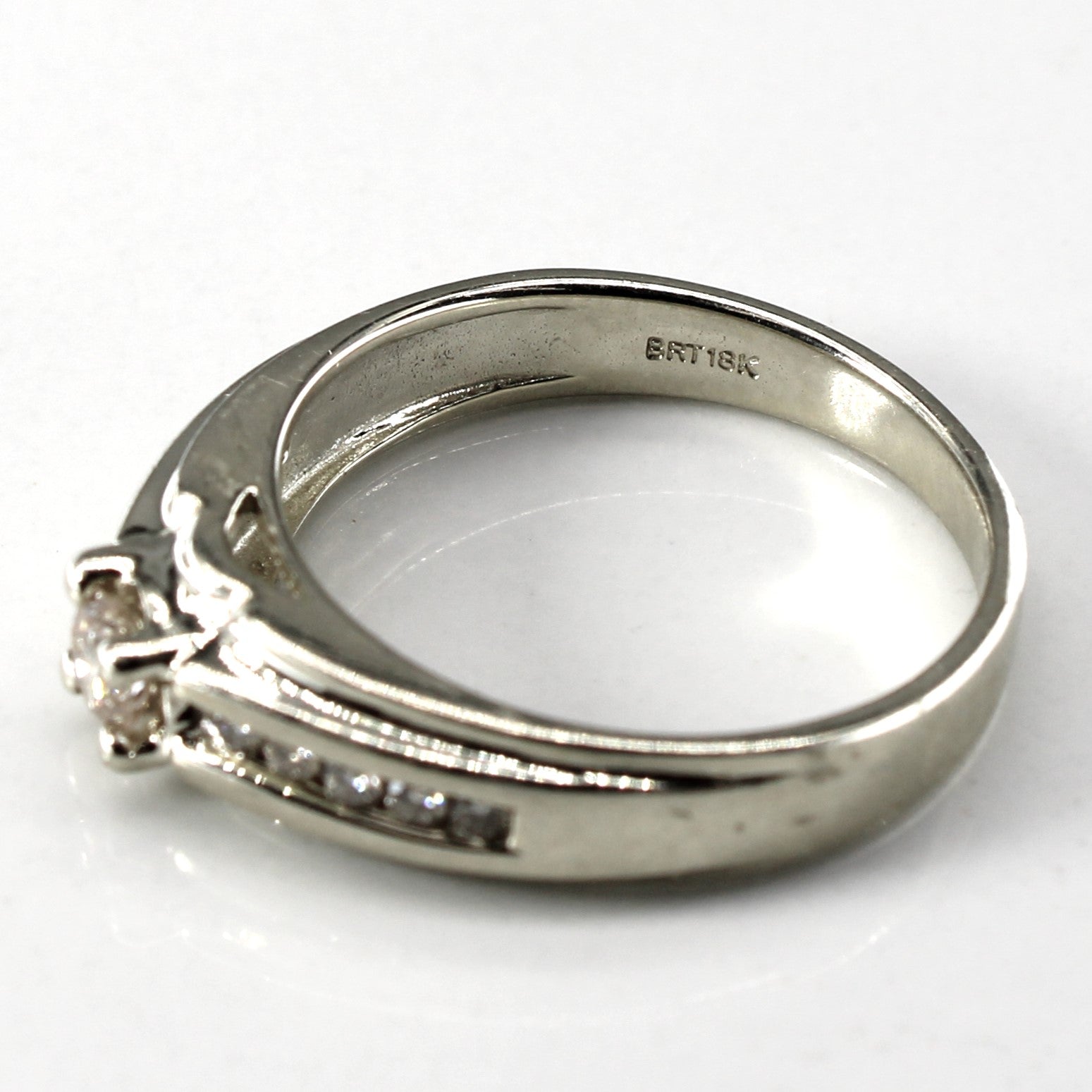 Solitaire with Accents Diamond Ring | 0.29ctw | SZ 7 |