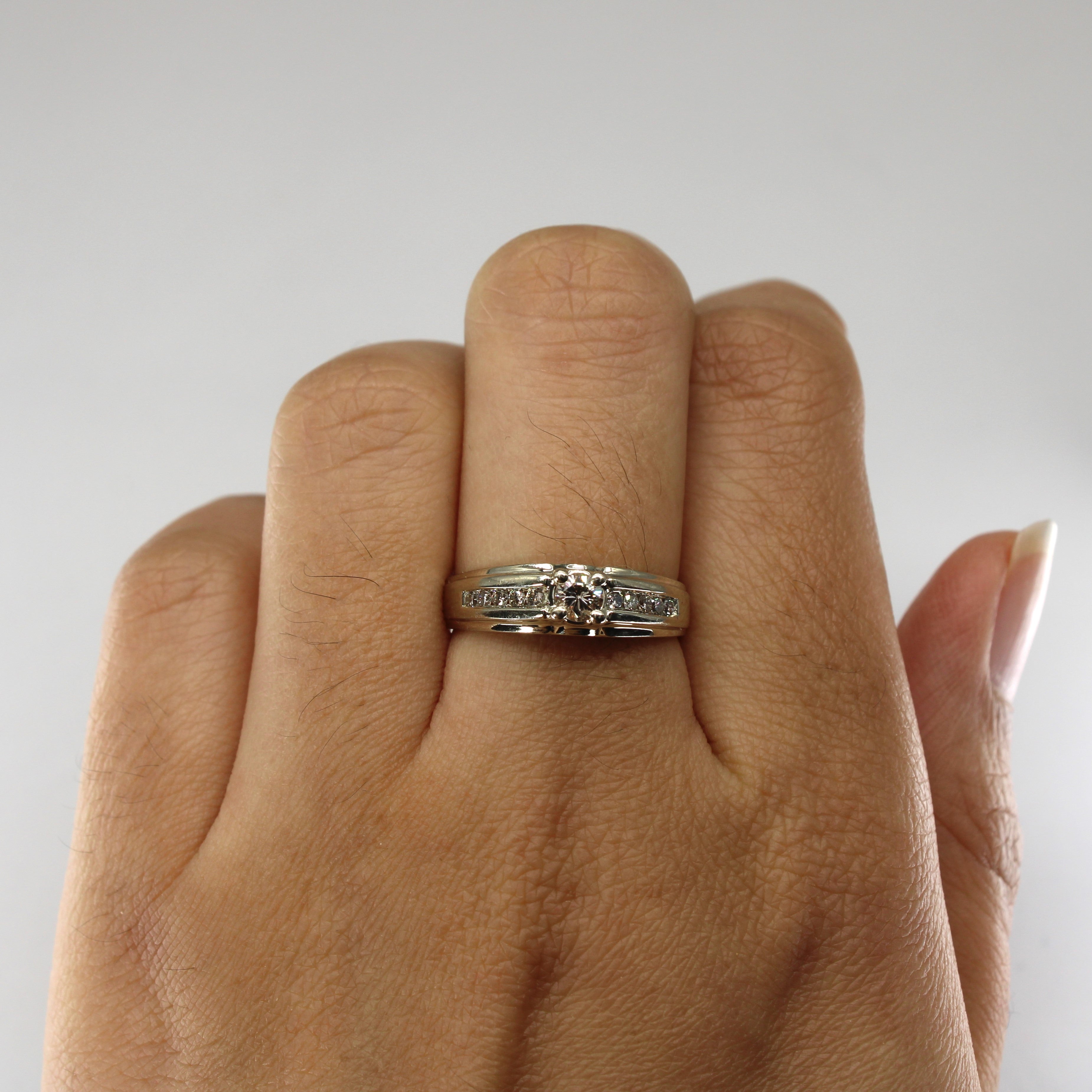 Solitaire with Accents Diamond Ring | 0.29ctw | SZ 7 |