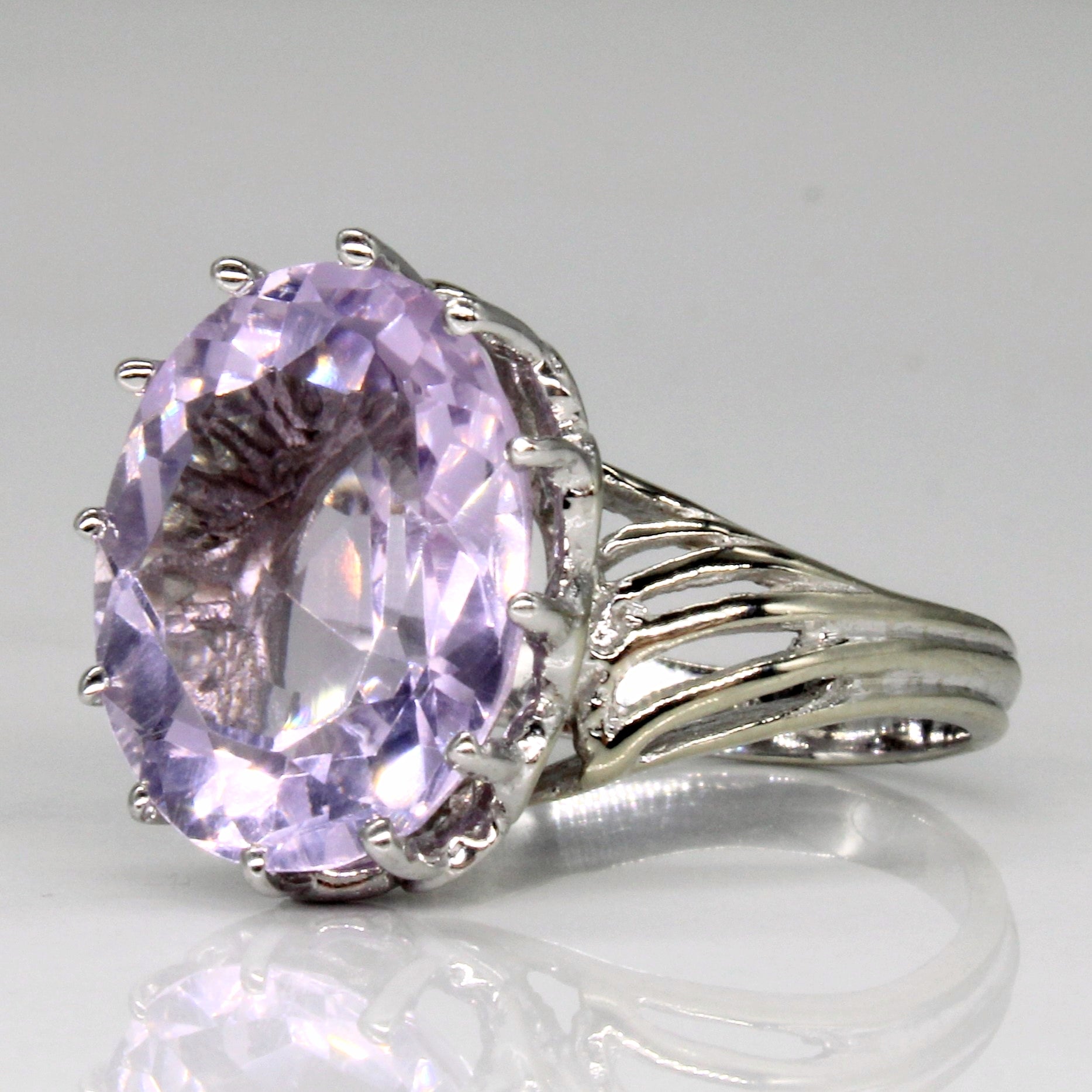 Bague cocktail en améthyste | 6,85 ct | Taille 5,5 |
