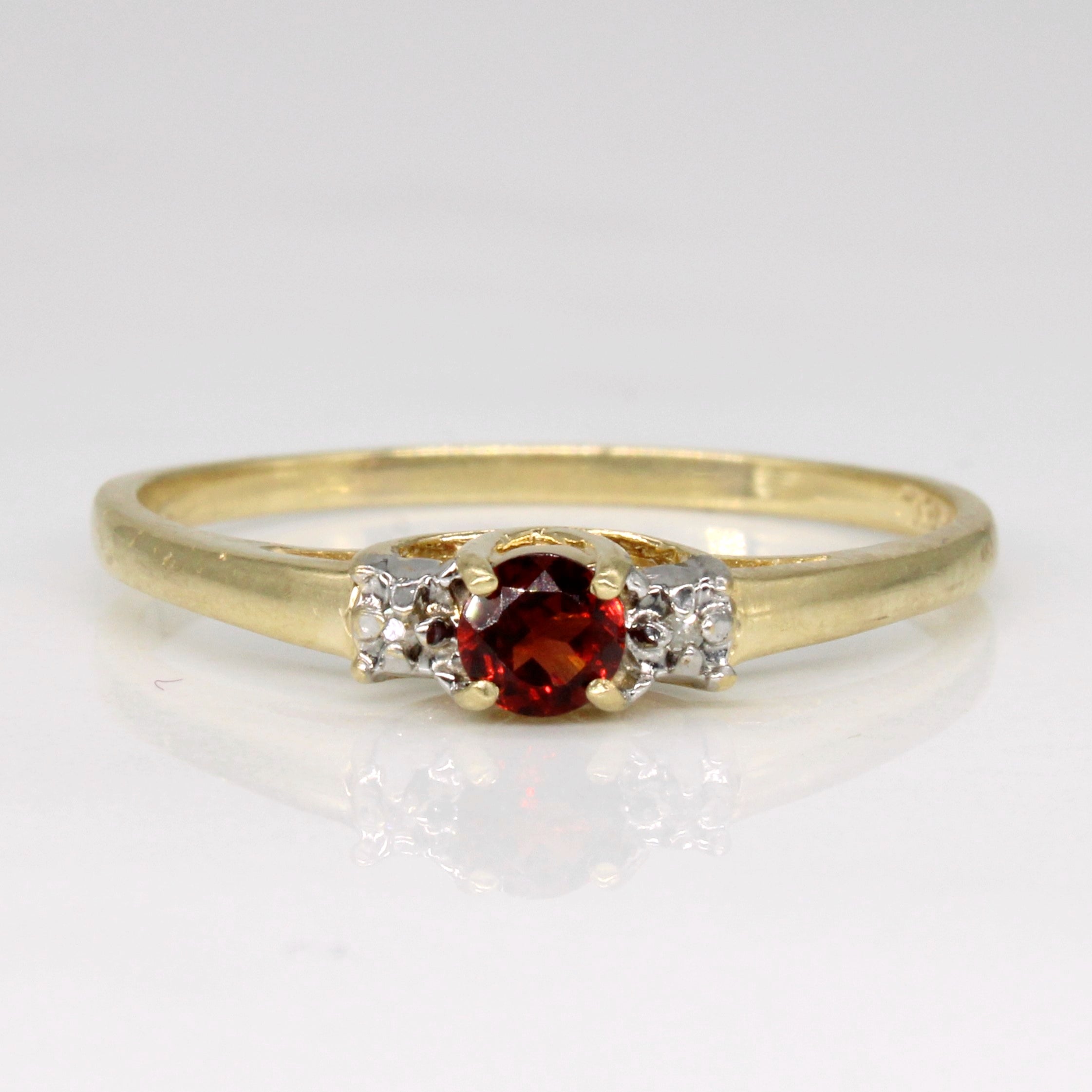Garnet & Diamond Ring | 0.22ct, 0.01ctw | SZ 11 |